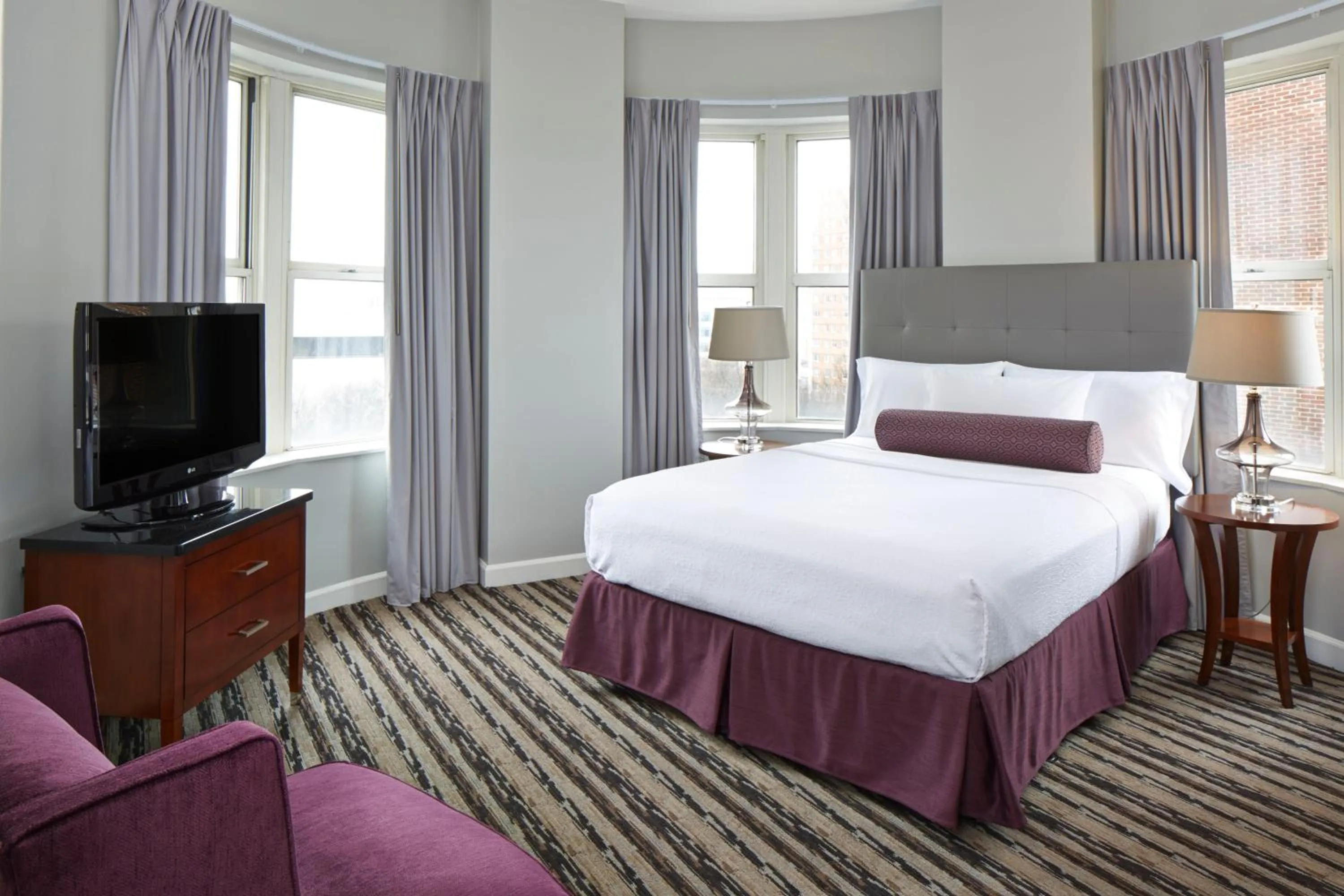 Two Bedroom, Two Bath Apartment with Kitchen in The Georgian Terrace