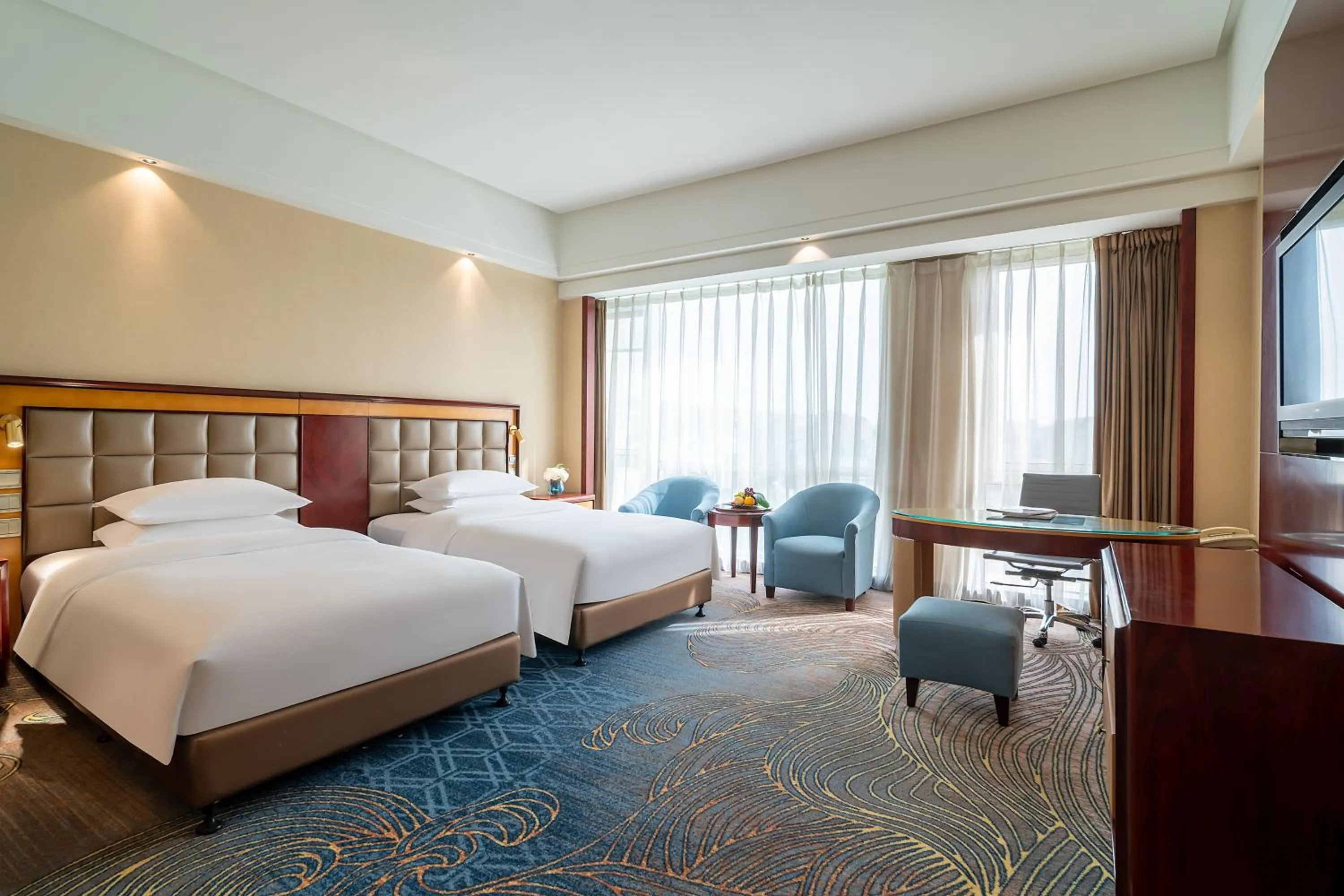 Deluxe Twin Room with Two Twin Beds and View - Non-Smoking in Ramada Plaza By Wyndham Taian