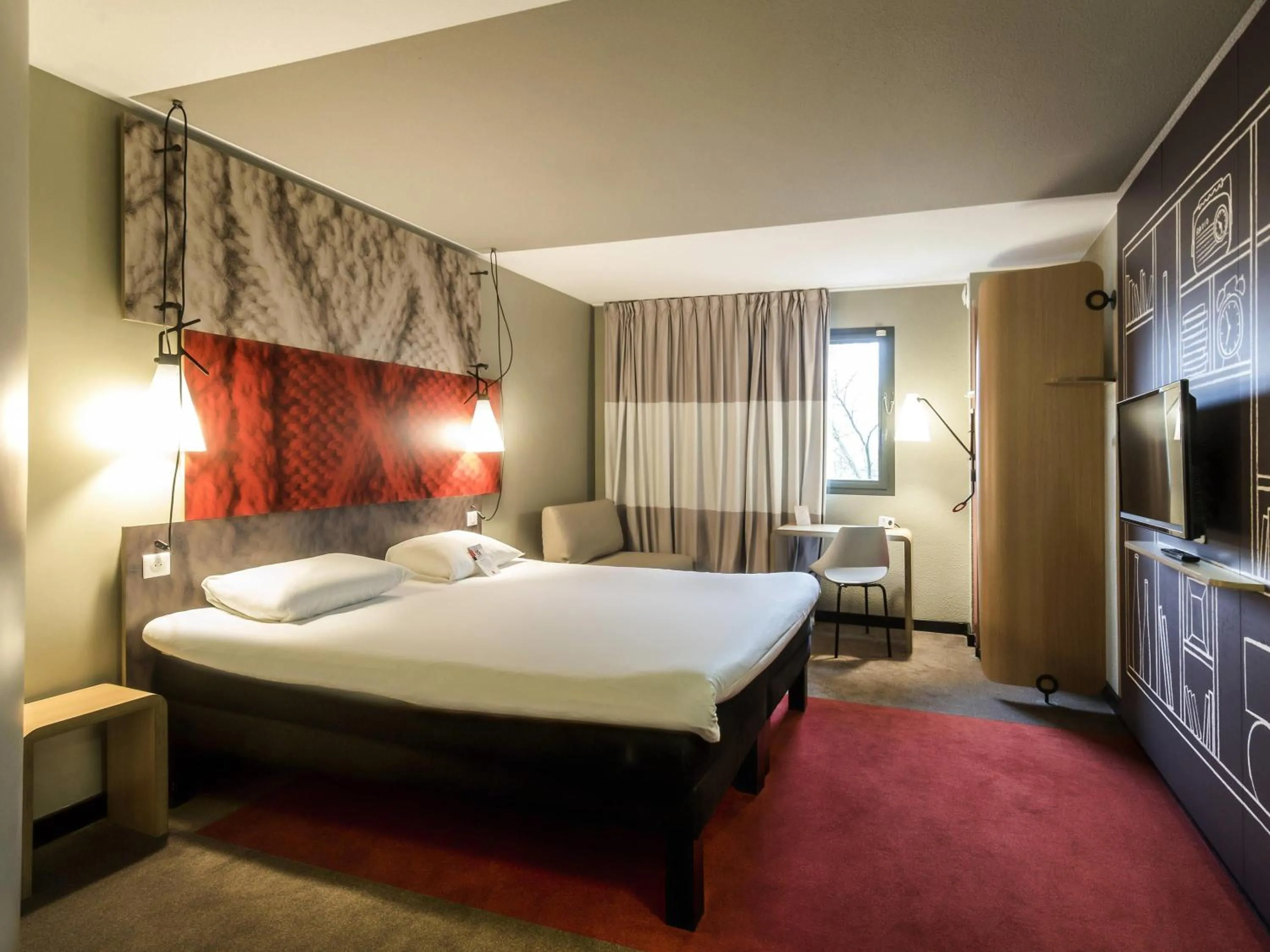Standard Double Room in ibis Rouen Centre Champ de Mars