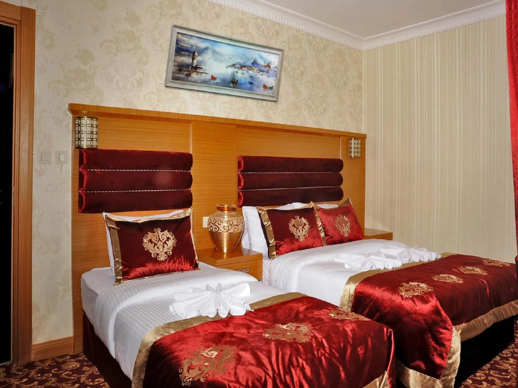 Junior Suite (4 Adults) in Alfa Hotel