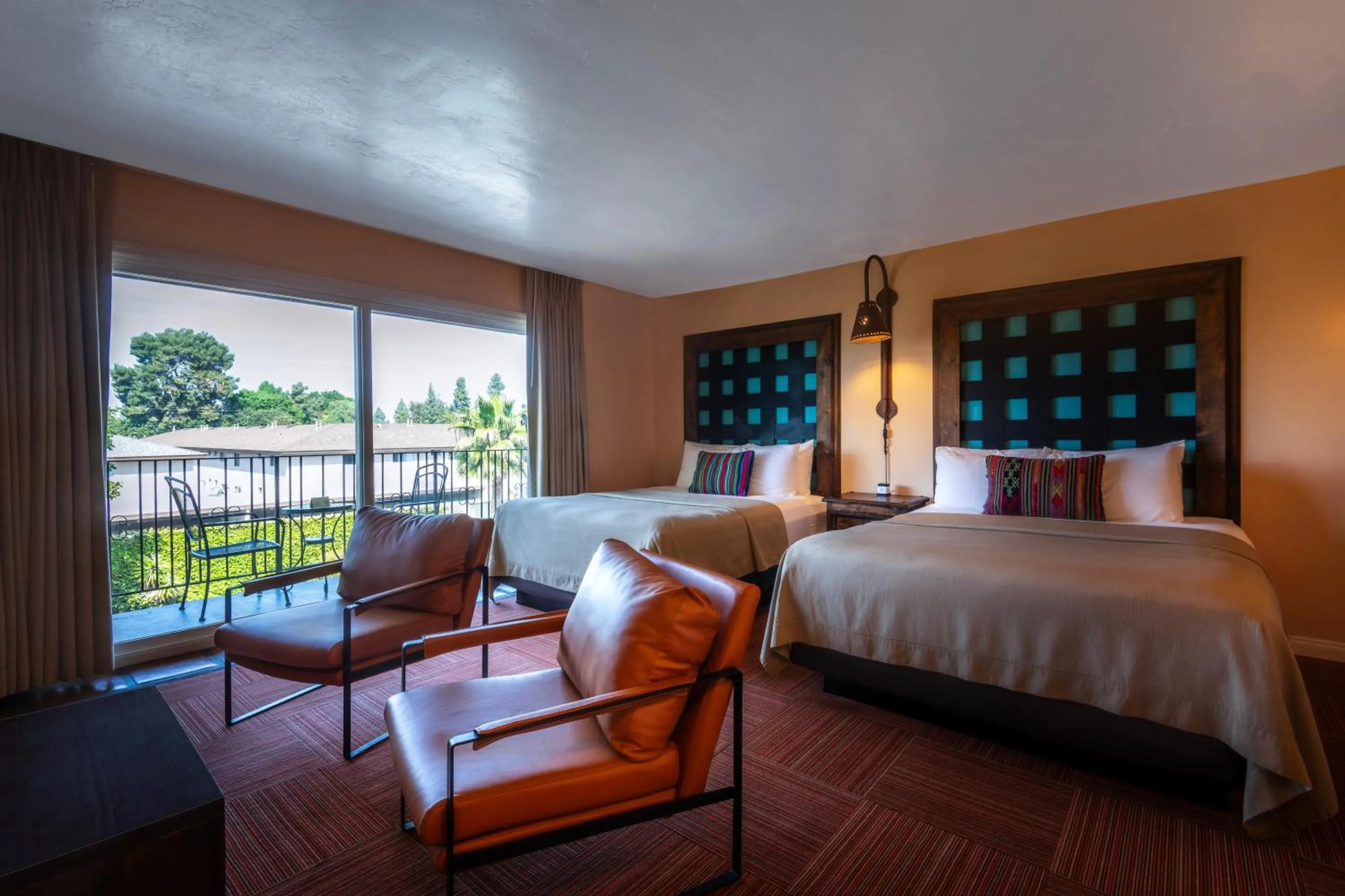 Queen Kitchen Studio in Hotel Pepper Tree Boutique Kitchen Studios - Anaheim