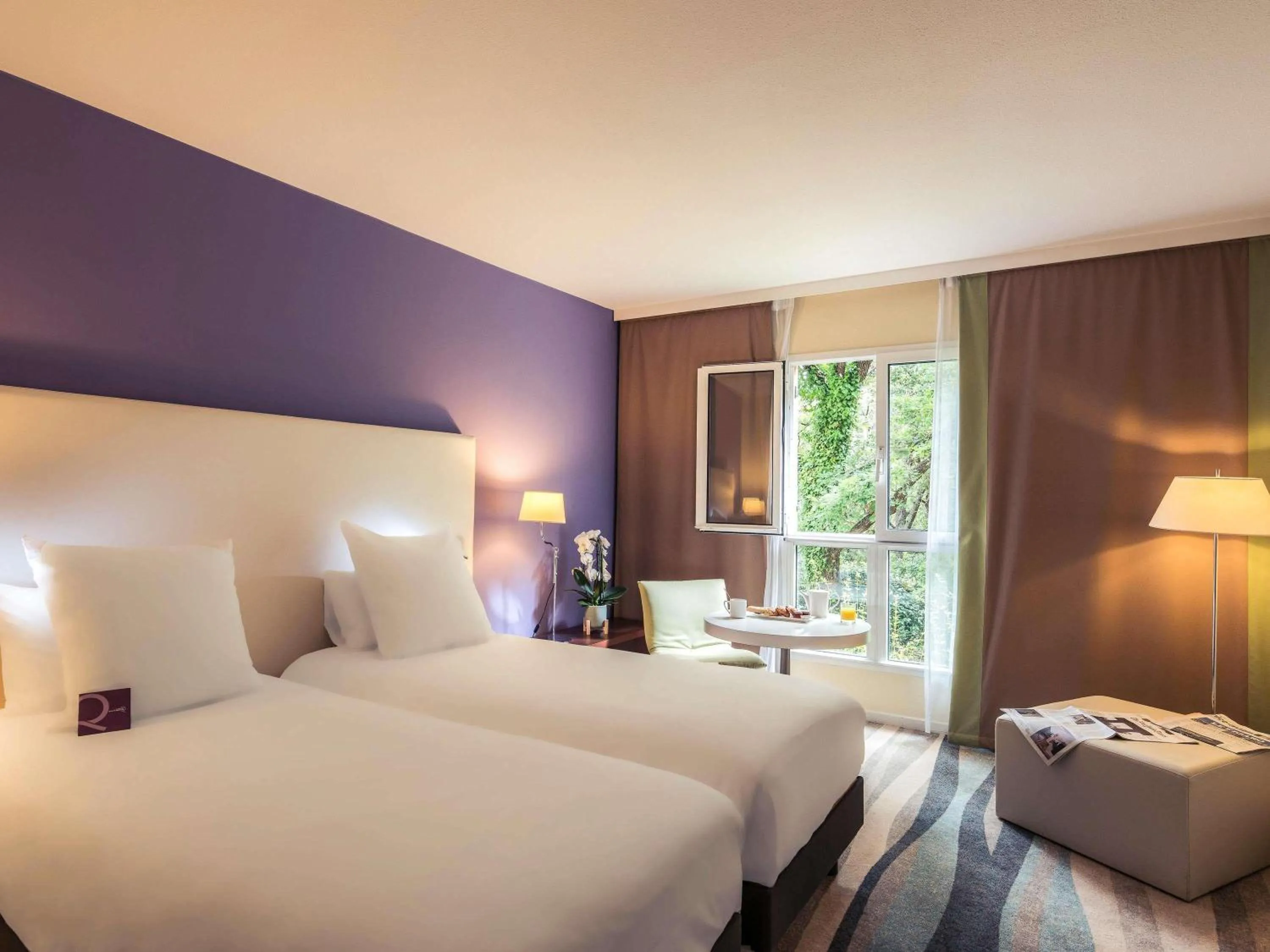 Standard Room with Two Single Beds in Mercure Antibes Sophia Antipolis