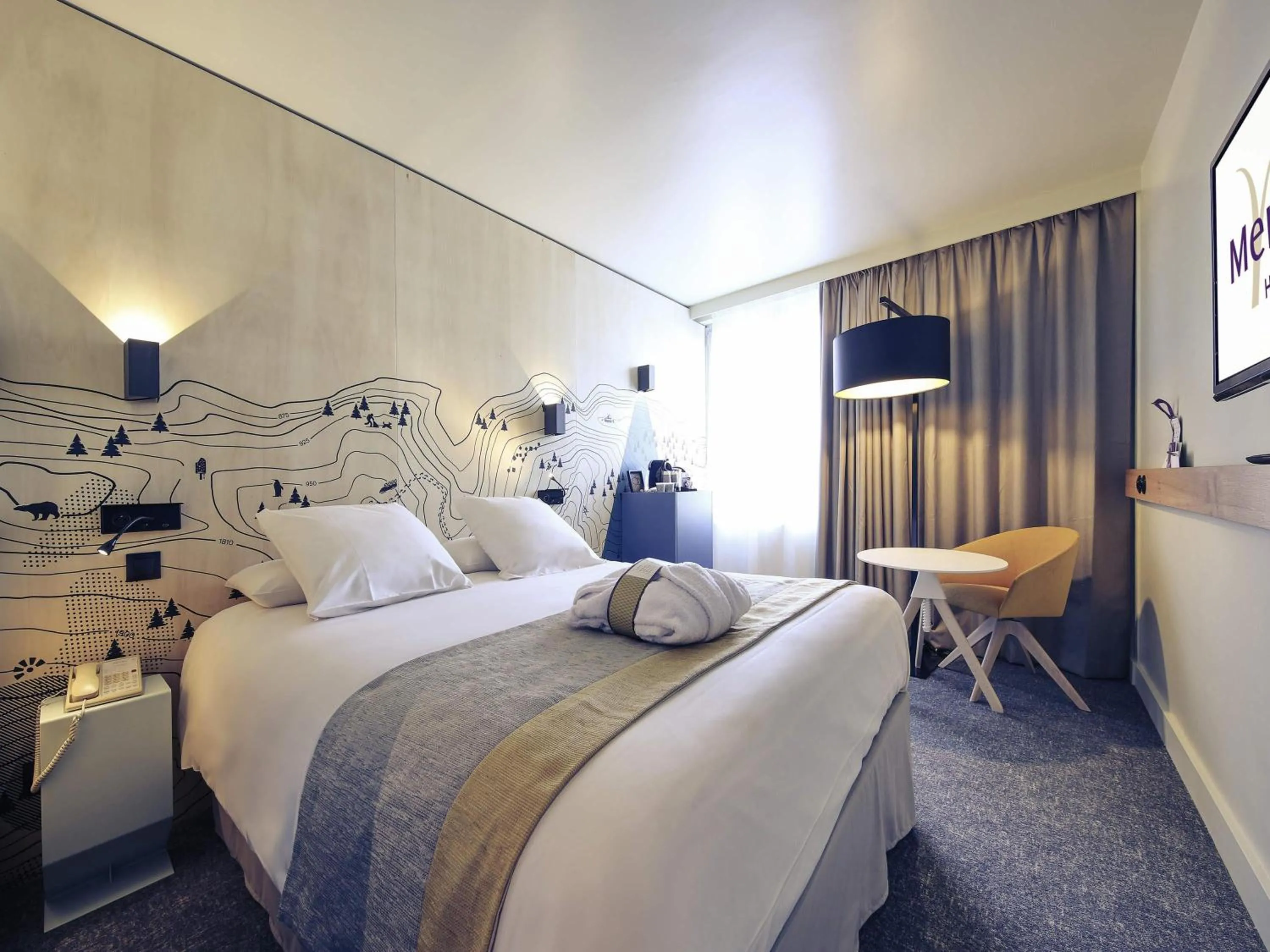 Privilege Double Room in Mercure Grenoble Centre Alpotel