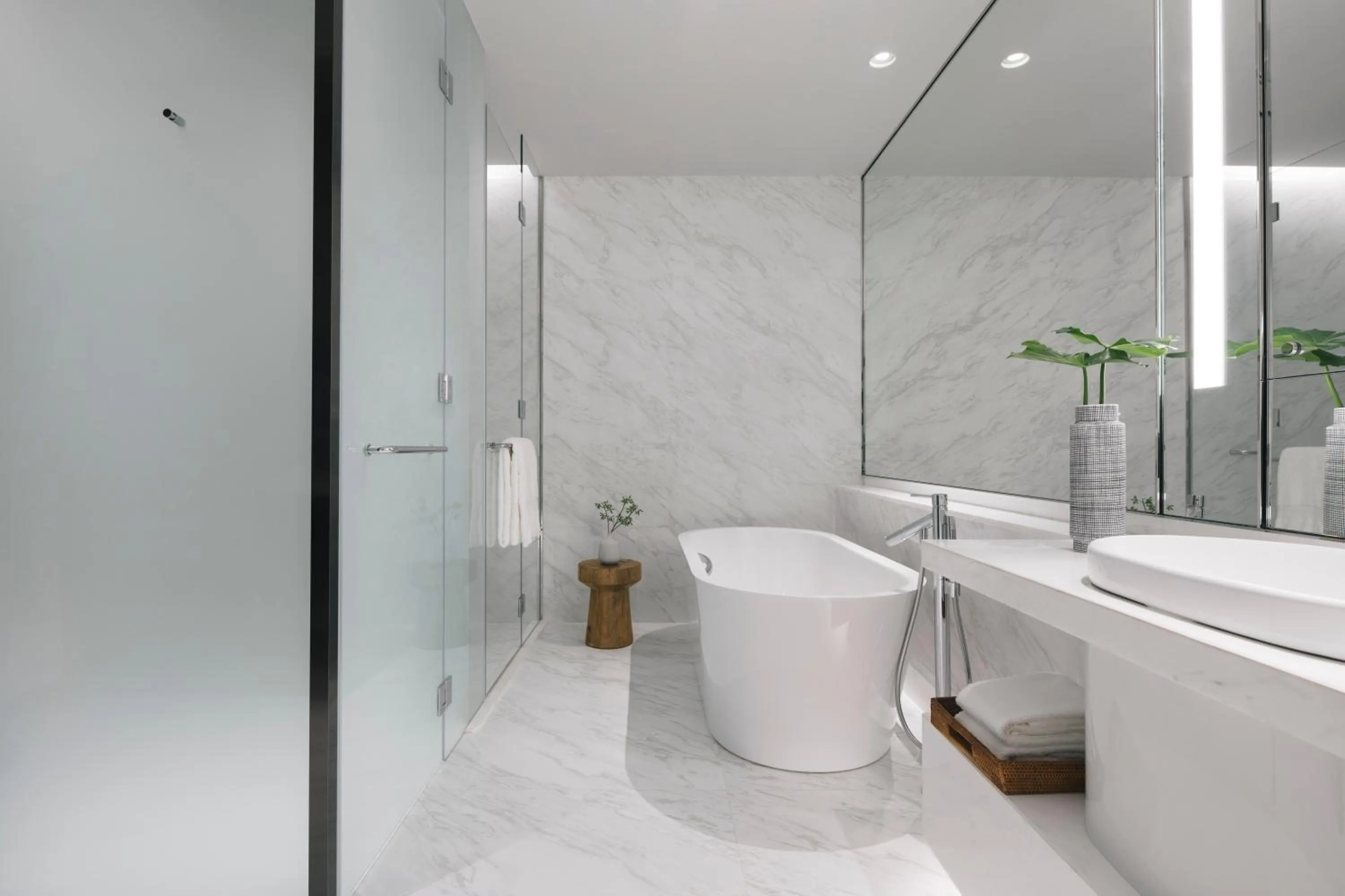 Essential King Room in Kimpton Maa-Lai Bangkok by IHG