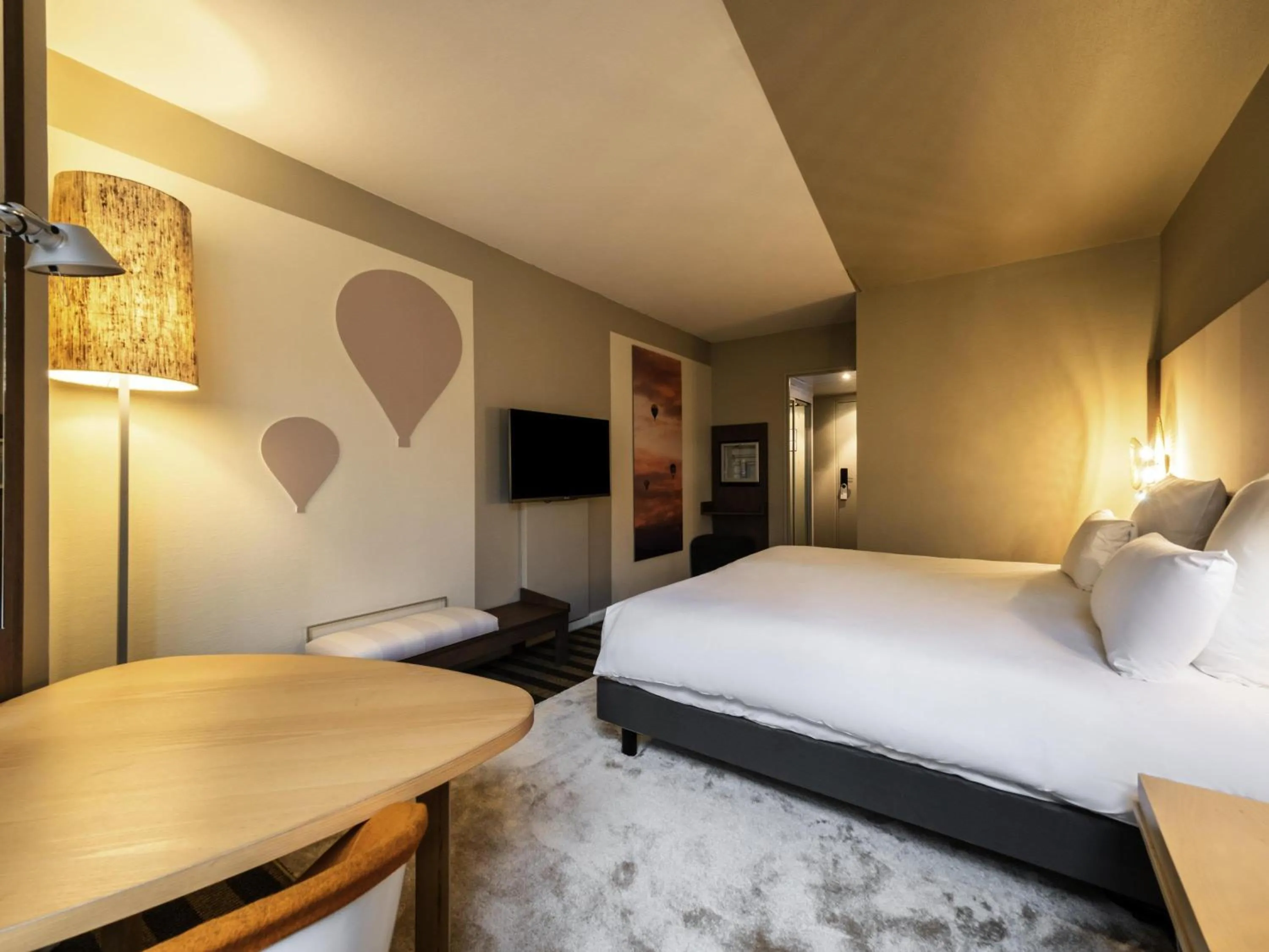 Standard Double Room in Mercure Grenoble Meylan