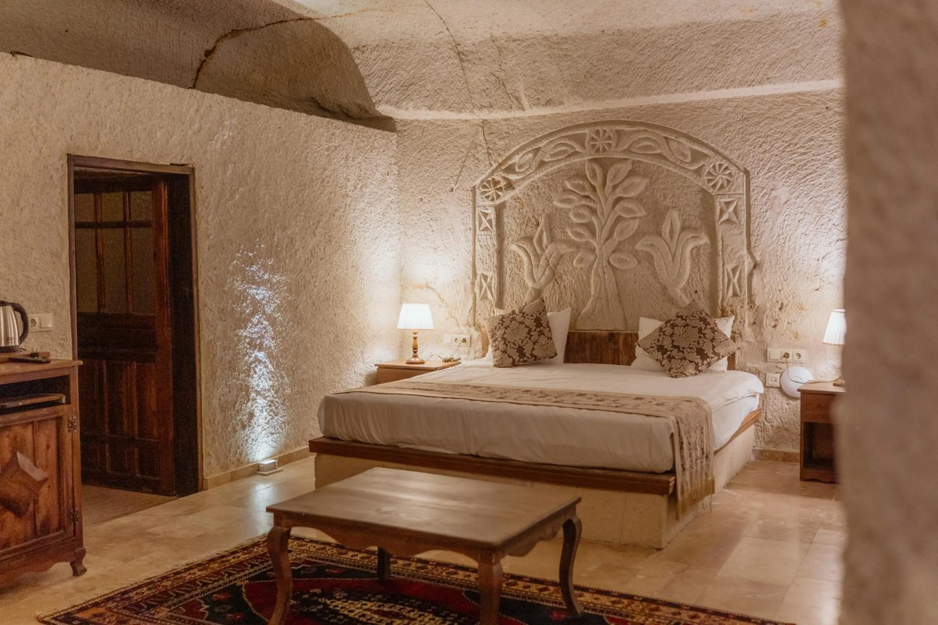 Junior Suite in Kismet Cave Mansion