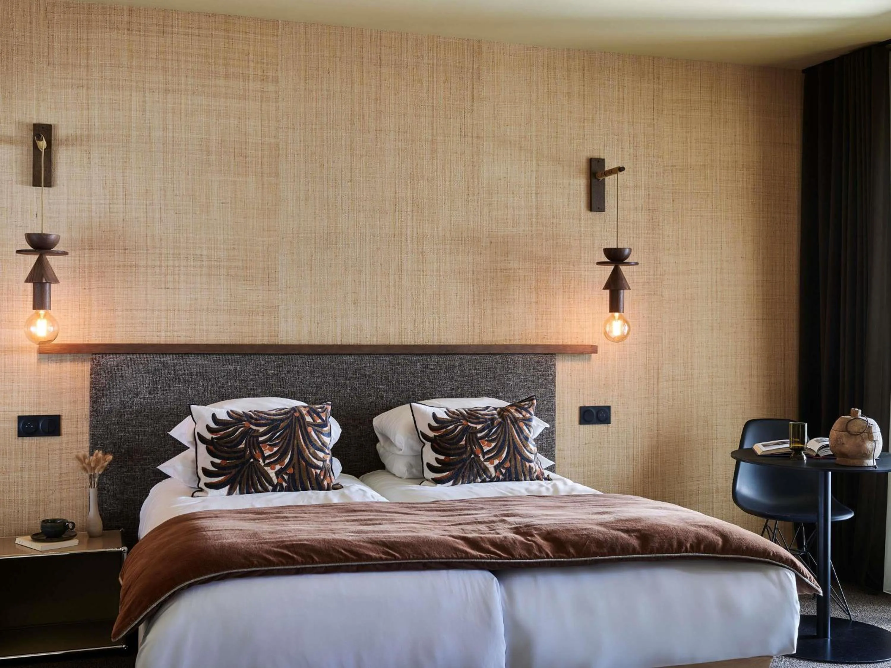 Classic Twin Room in Mercure St Malo Front de Mer