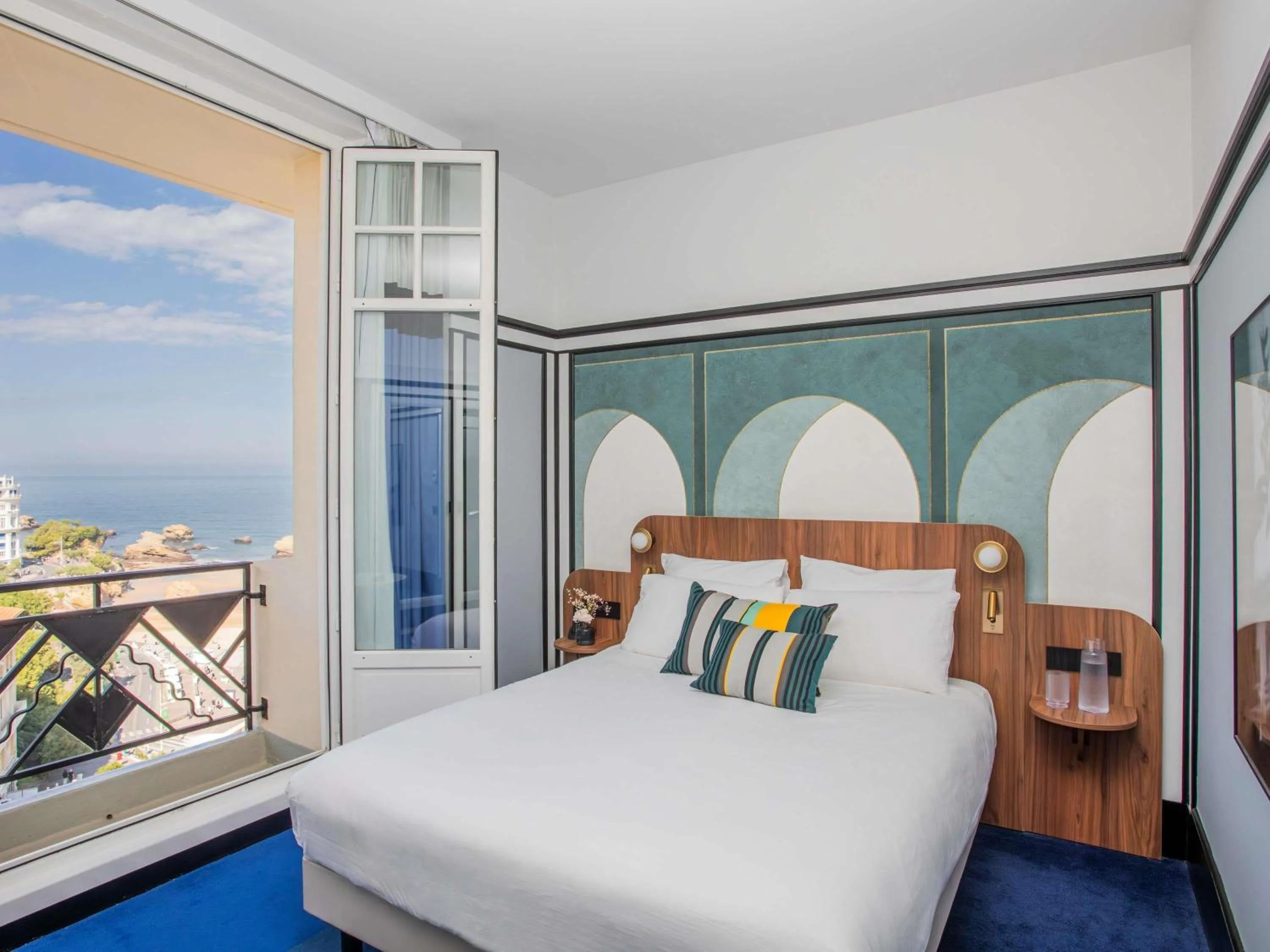Deluxe Double Room with Ocean View in Hotel Plaza Biarritz Plage - Handwritten Collection