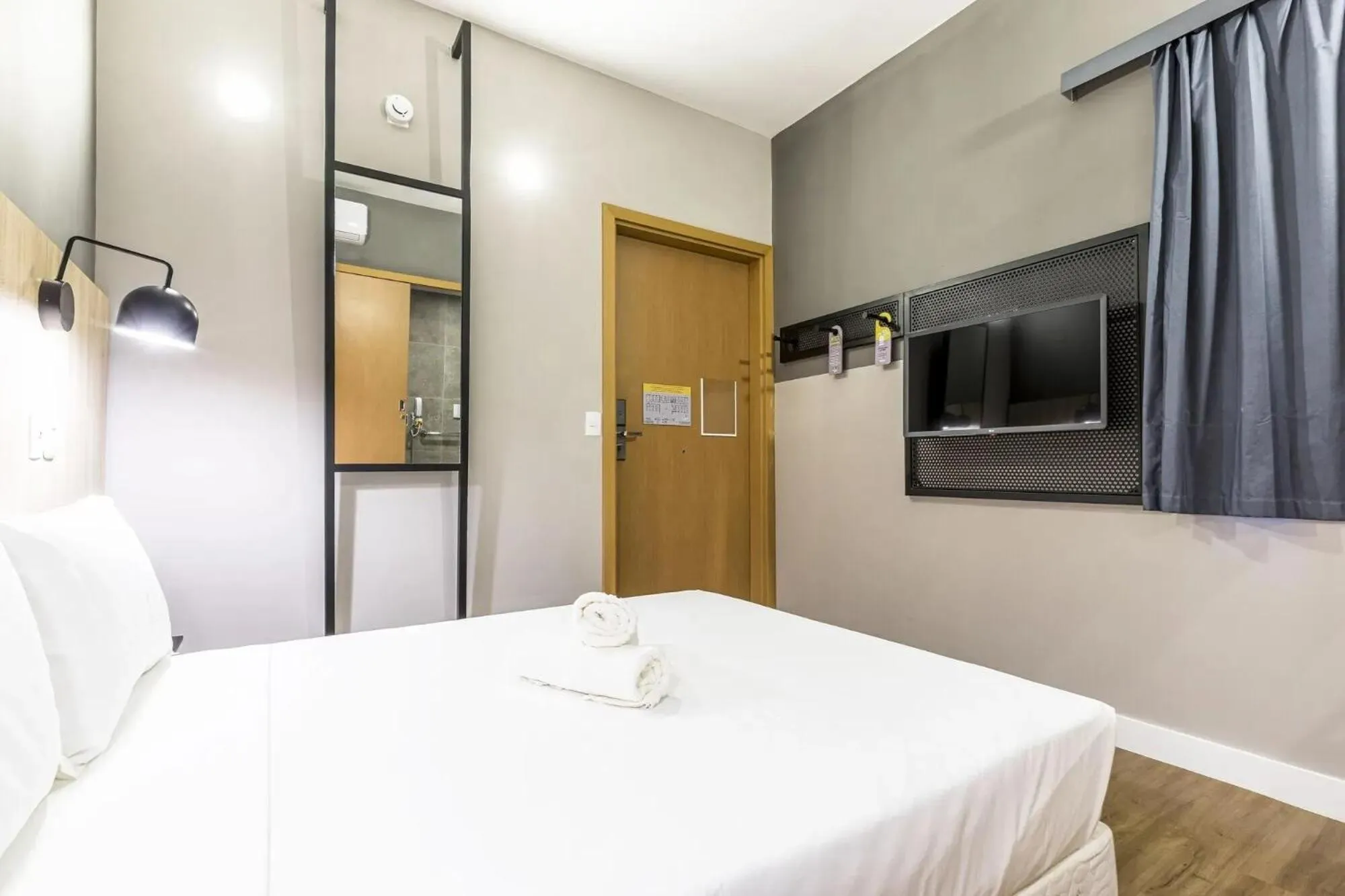 Double Room - single occupancy in Graal Inn Mairiporã