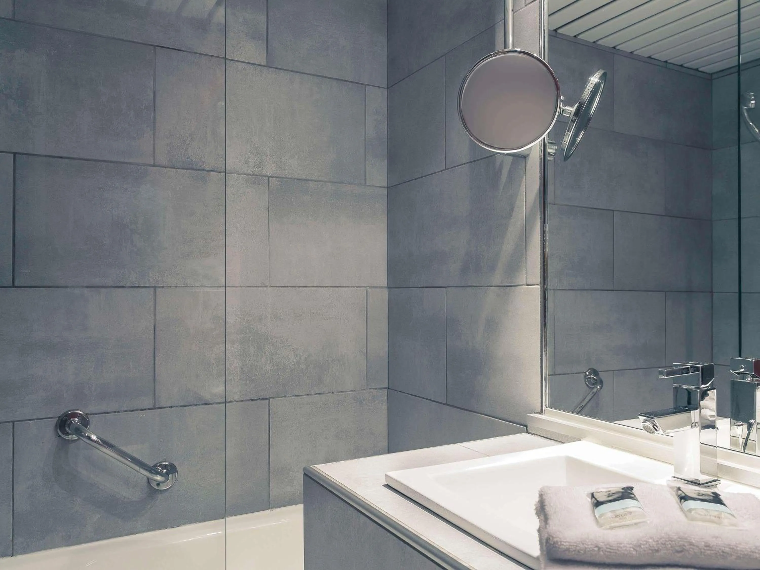 Superior Double Room in Mercure Bordeaux Aéroport