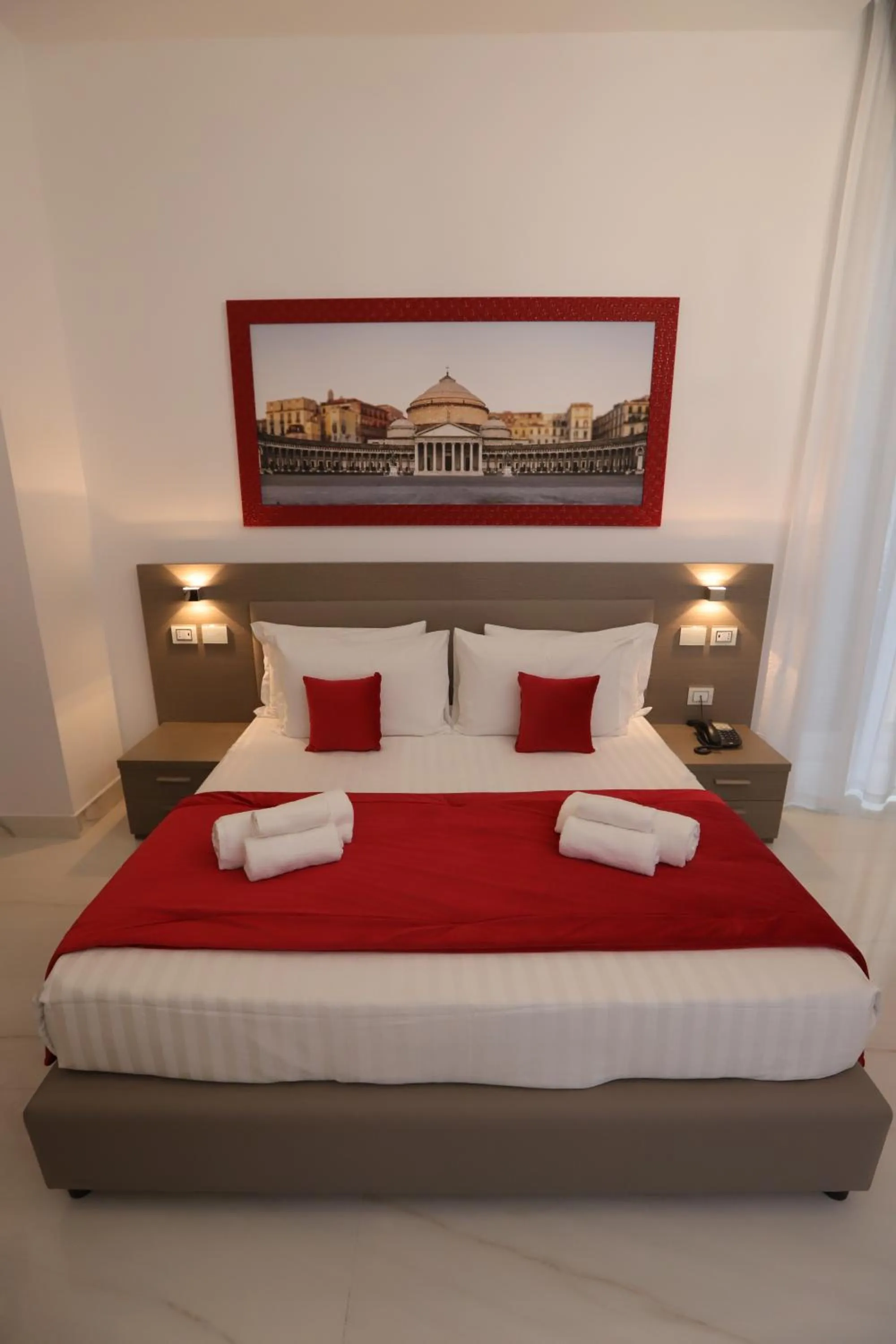 Deluxe Suite with Spa Bath in Mecla Suites