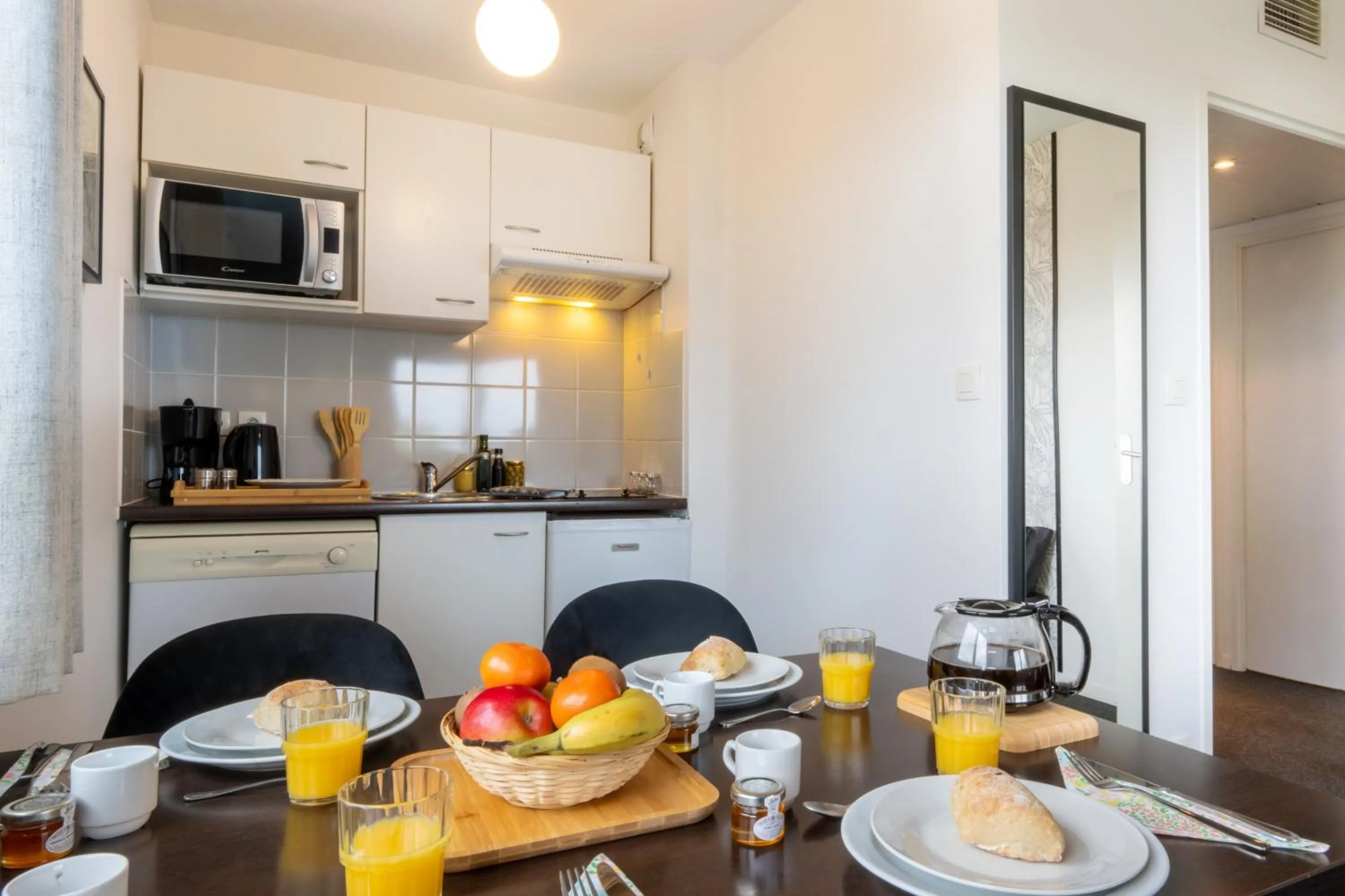 One-Bedroom Apartment in Nemea Appart Hotel Toulouse Aéroport