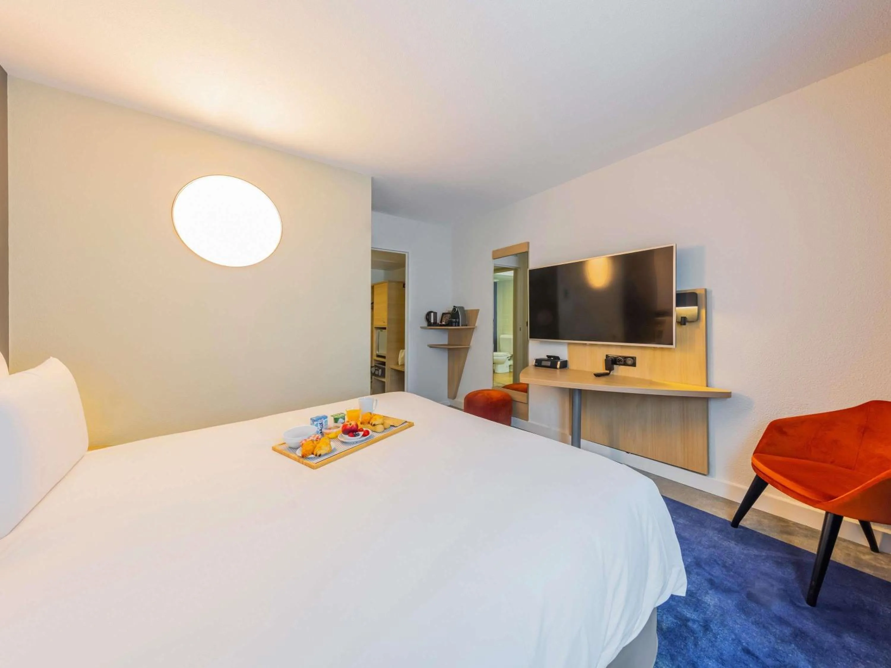 Classic Double Room in Mercure Paris Massy Gare TGV