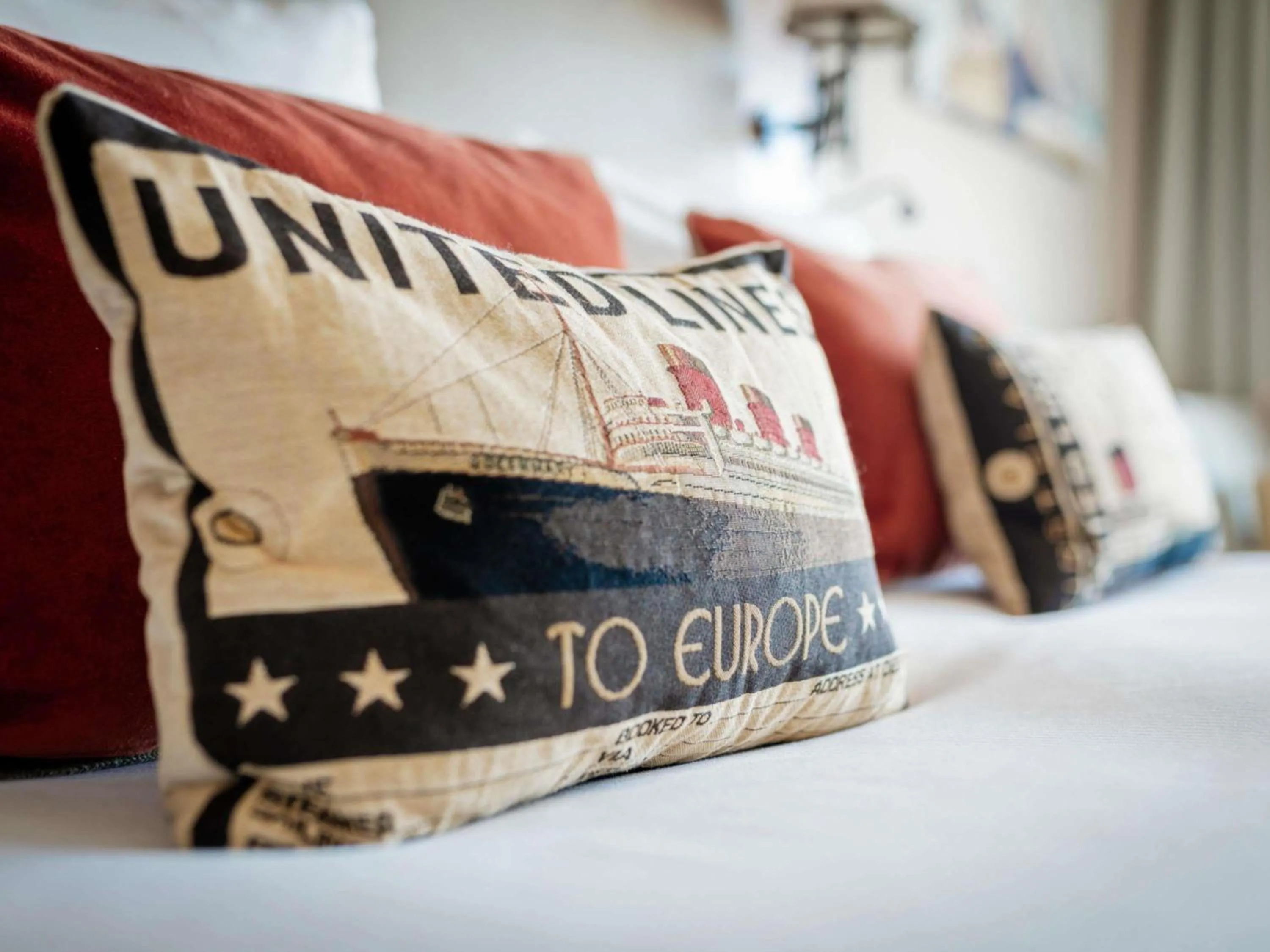 Classic Queen Room with Balcony in Côte Ouest Thalasso & Spa Les Sables d'Olonne - MGallery Collection