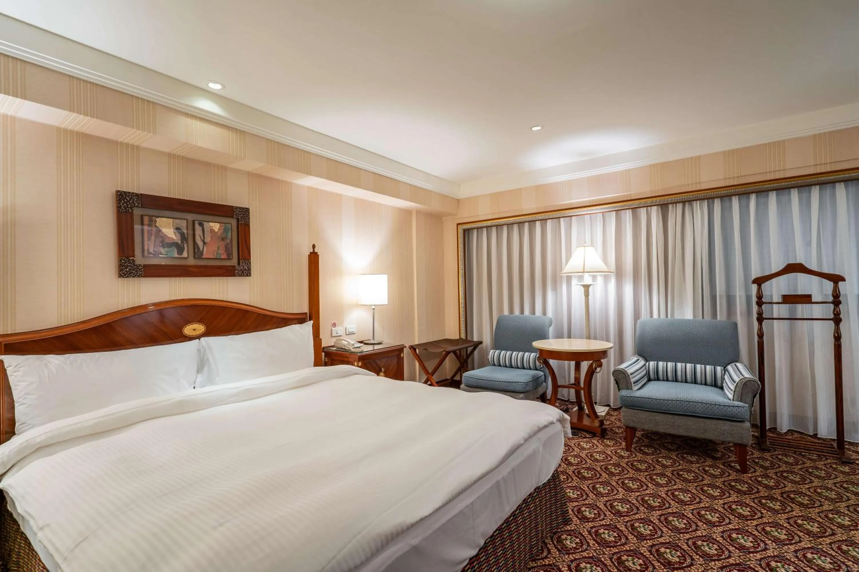 Exquisite Suite in Waikoloa Hotel