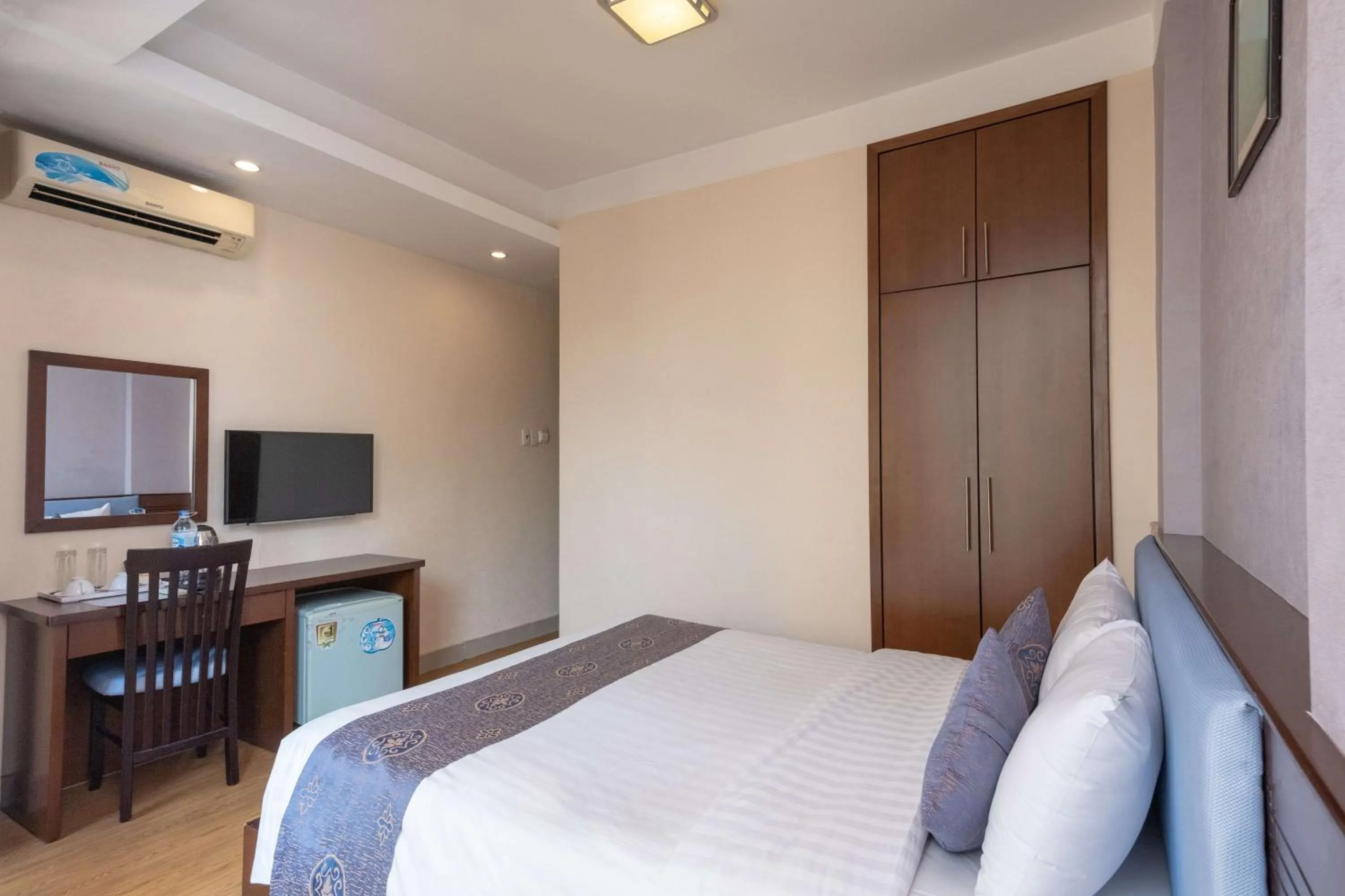 Superior Suite in 99 Bui Vien Hotel (Boutique)