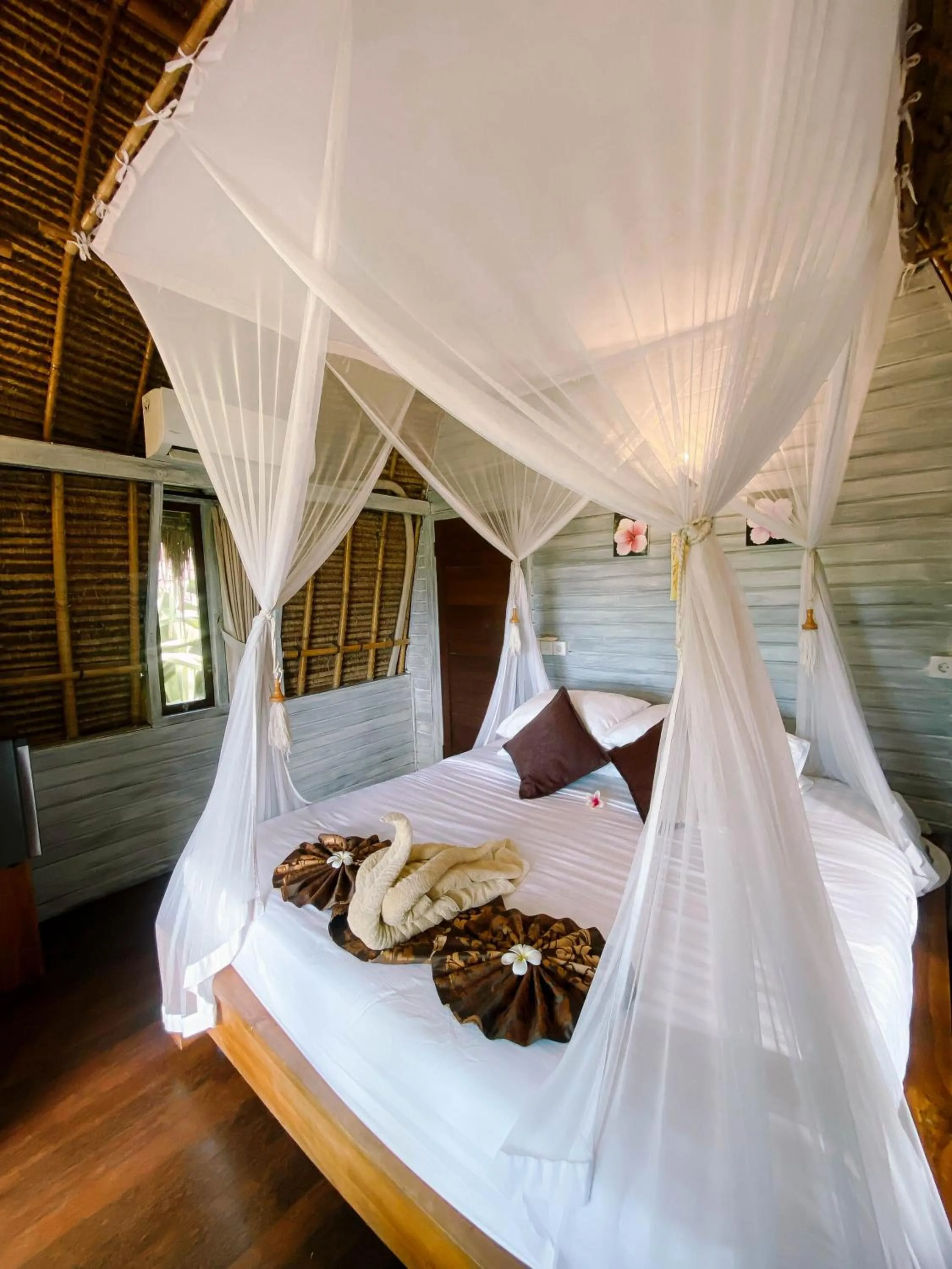 Superior Hut in Abian Huts Dream Beach Lembongan