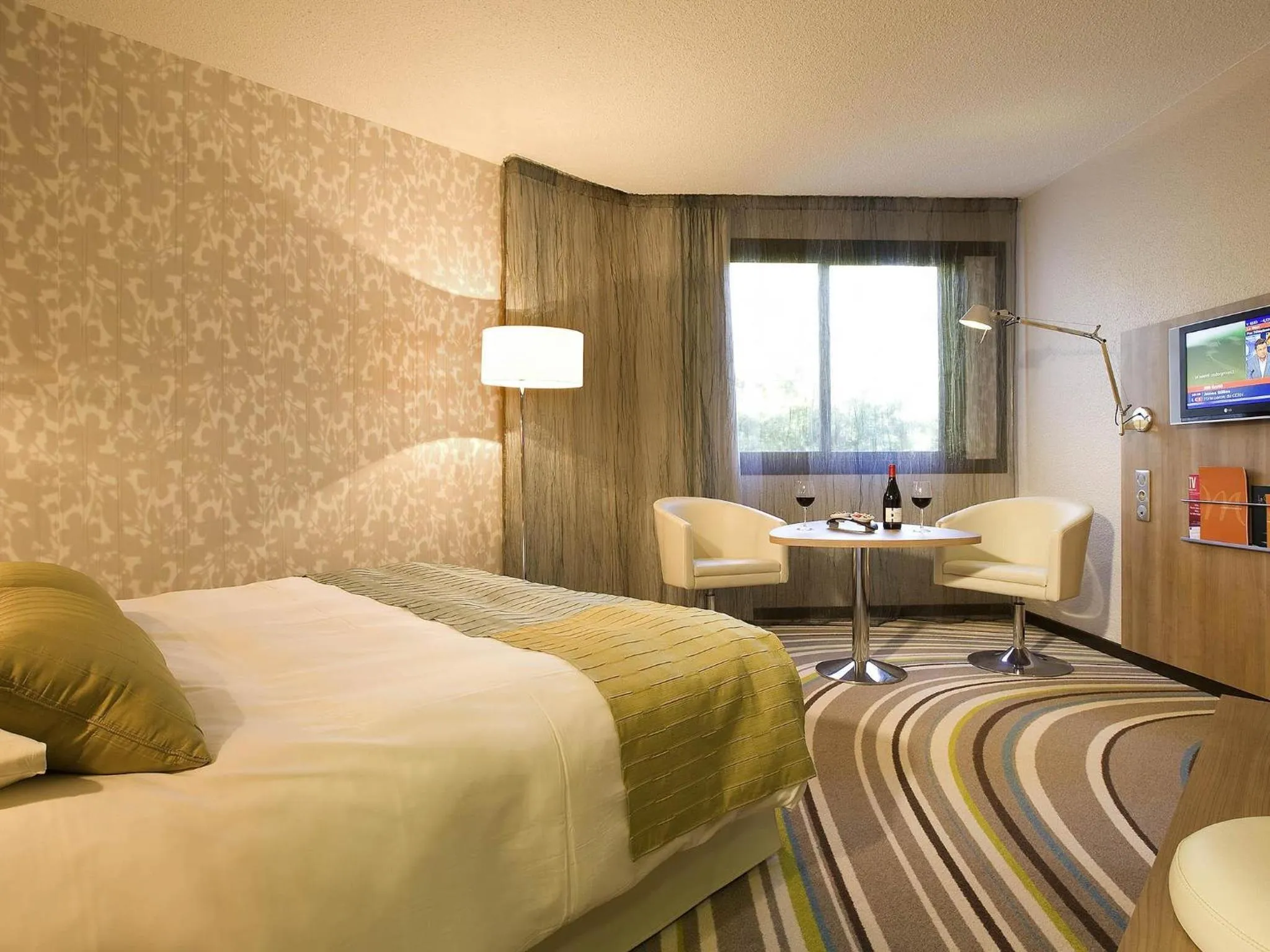 Superior Double Room with 1 Double Bed Garden Side in Mercure Angers Centre de Congrès