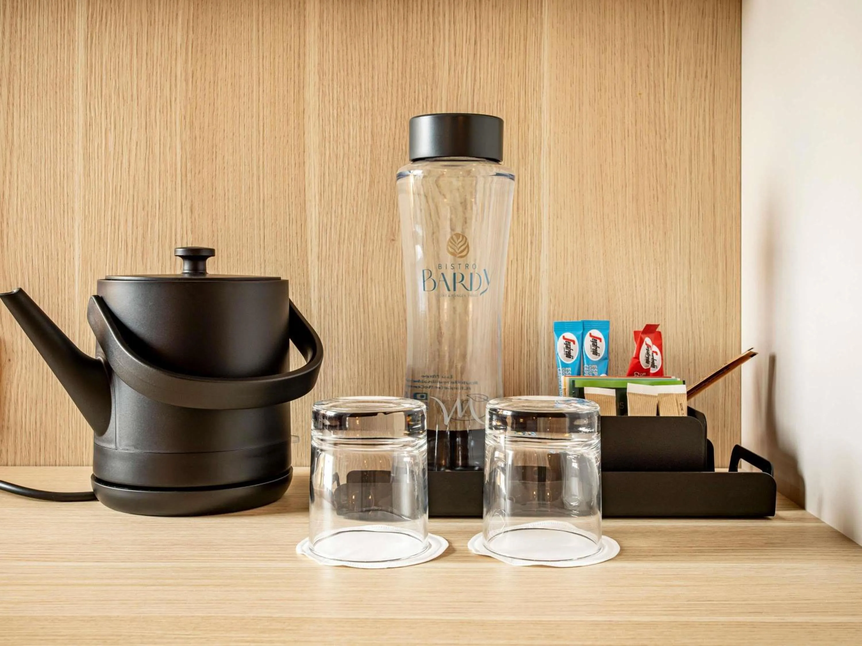 Standard King Room in Mercure Angoulême Hôtel de France