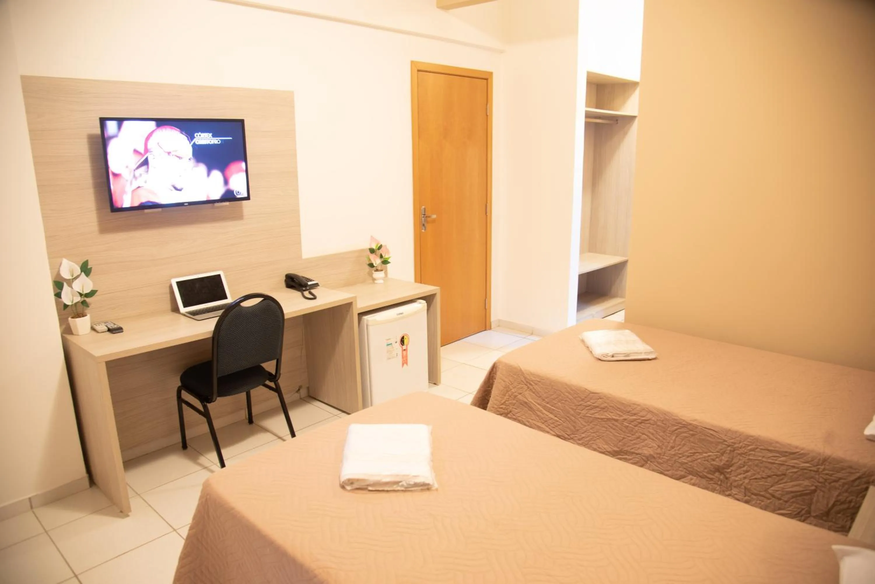 Twin Room in Getúllio Hotel