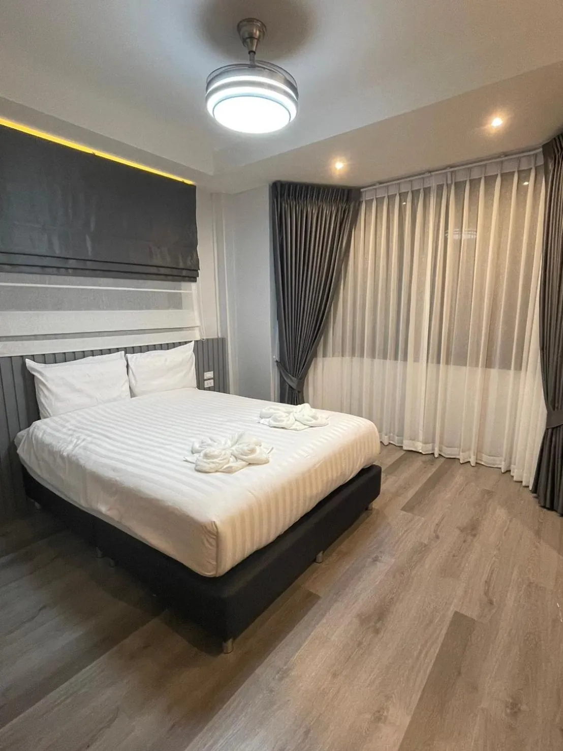 Deluxe Queen Studio  in Acozyposhtel