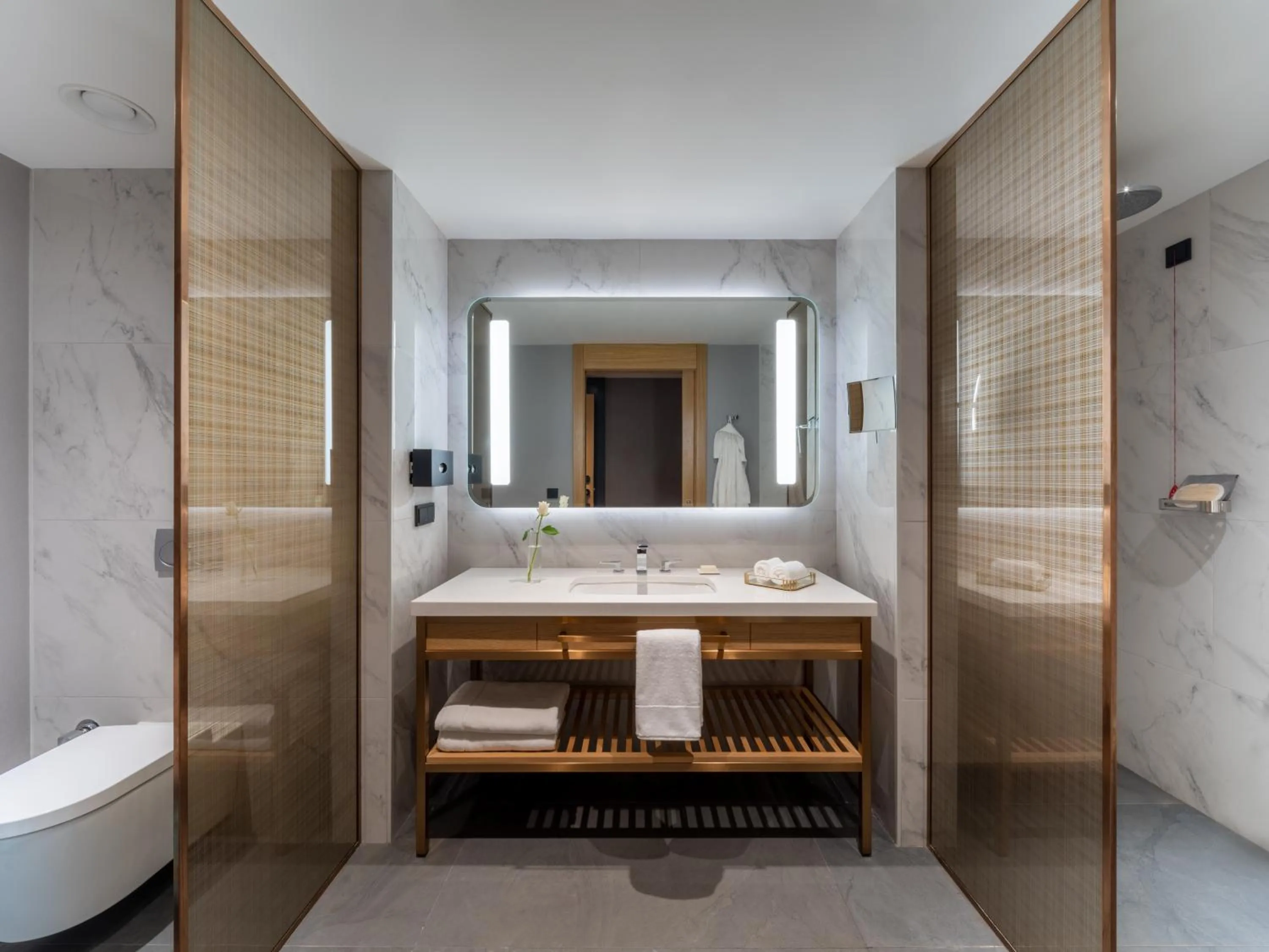 Luxury Twin Room in Sofitel Istanbul Taksim