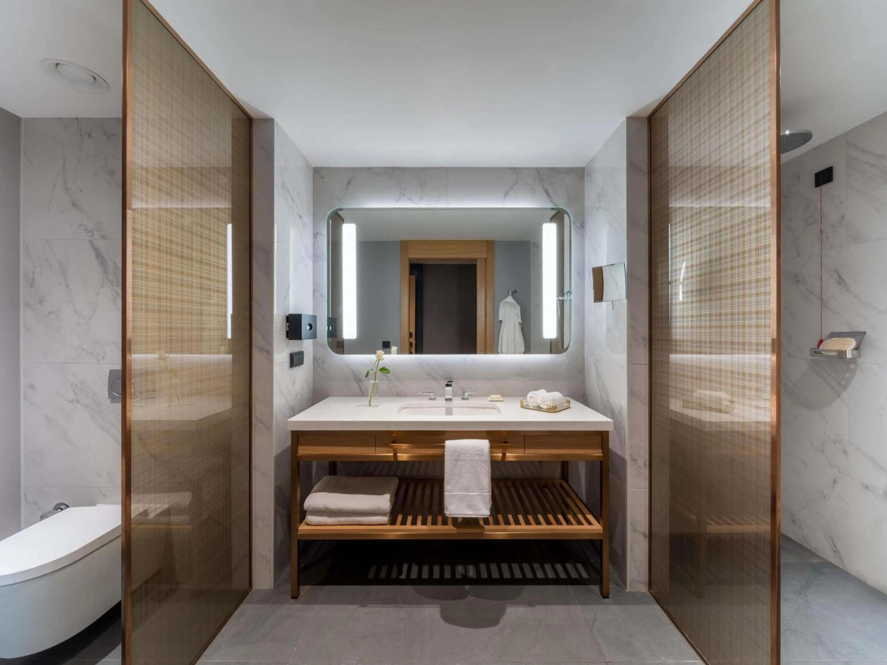 Luxury King Room in Sofitel Istanbul Taksim