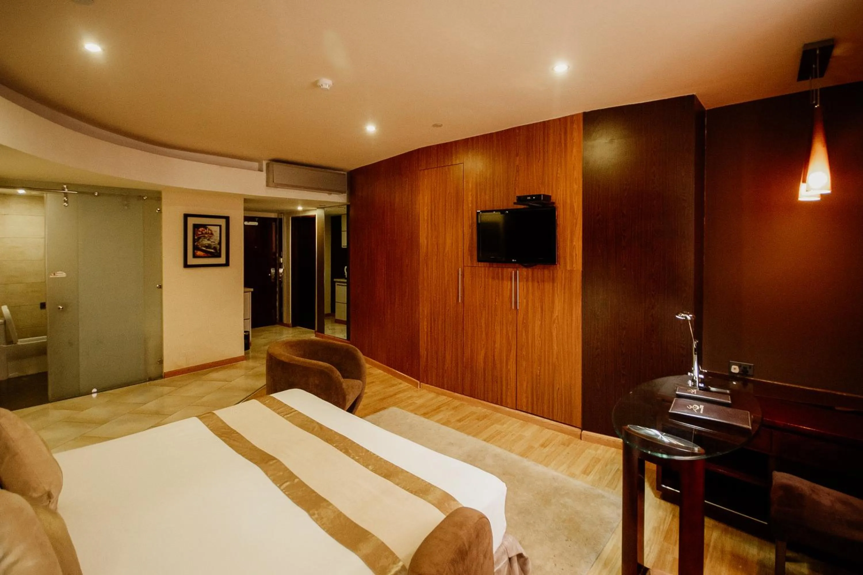 Deluxe Suite in SG Premium Resort