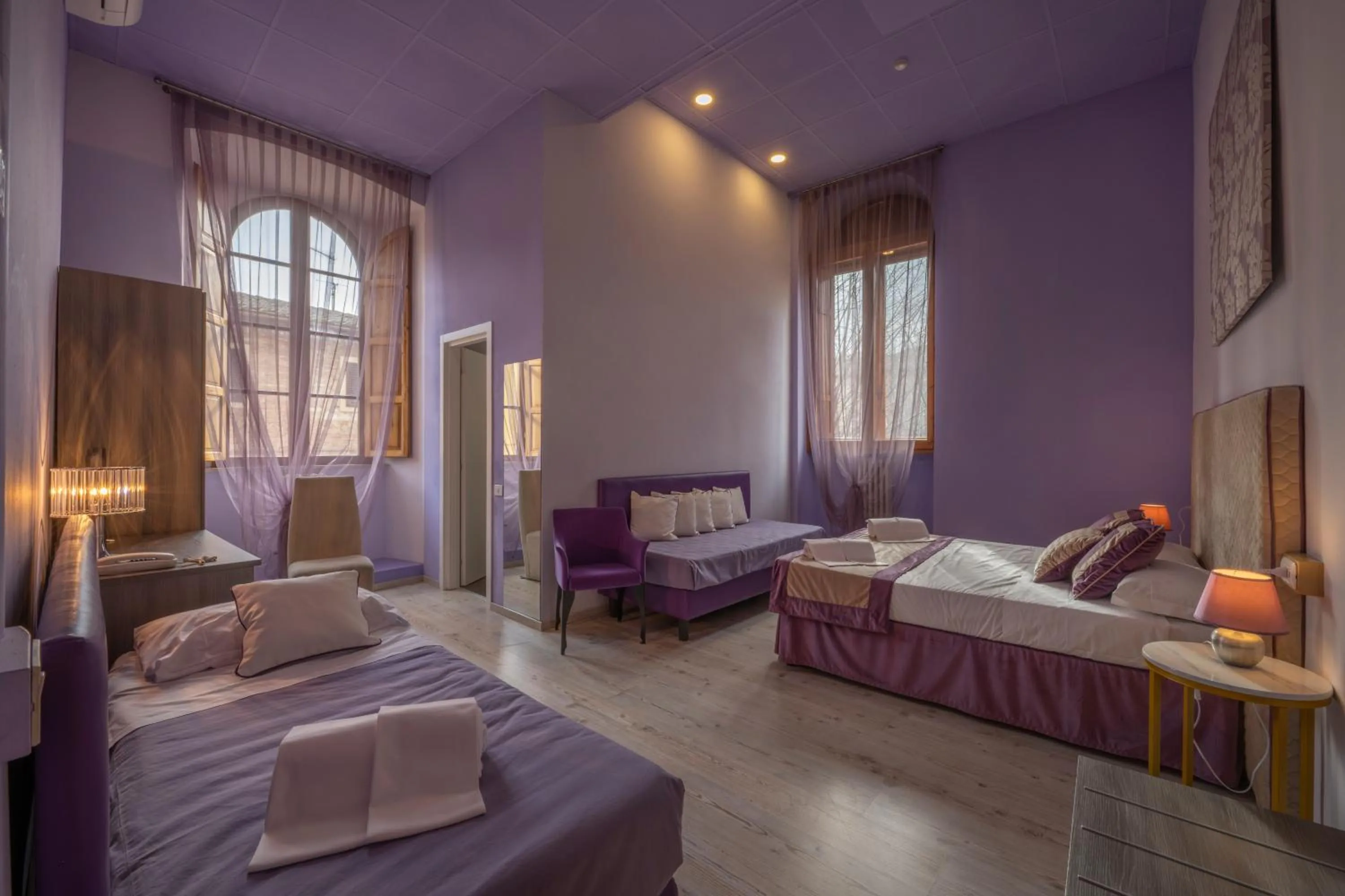 Luxury Quadruple Room in Hotel Palazzo Renieri - 3stelle S