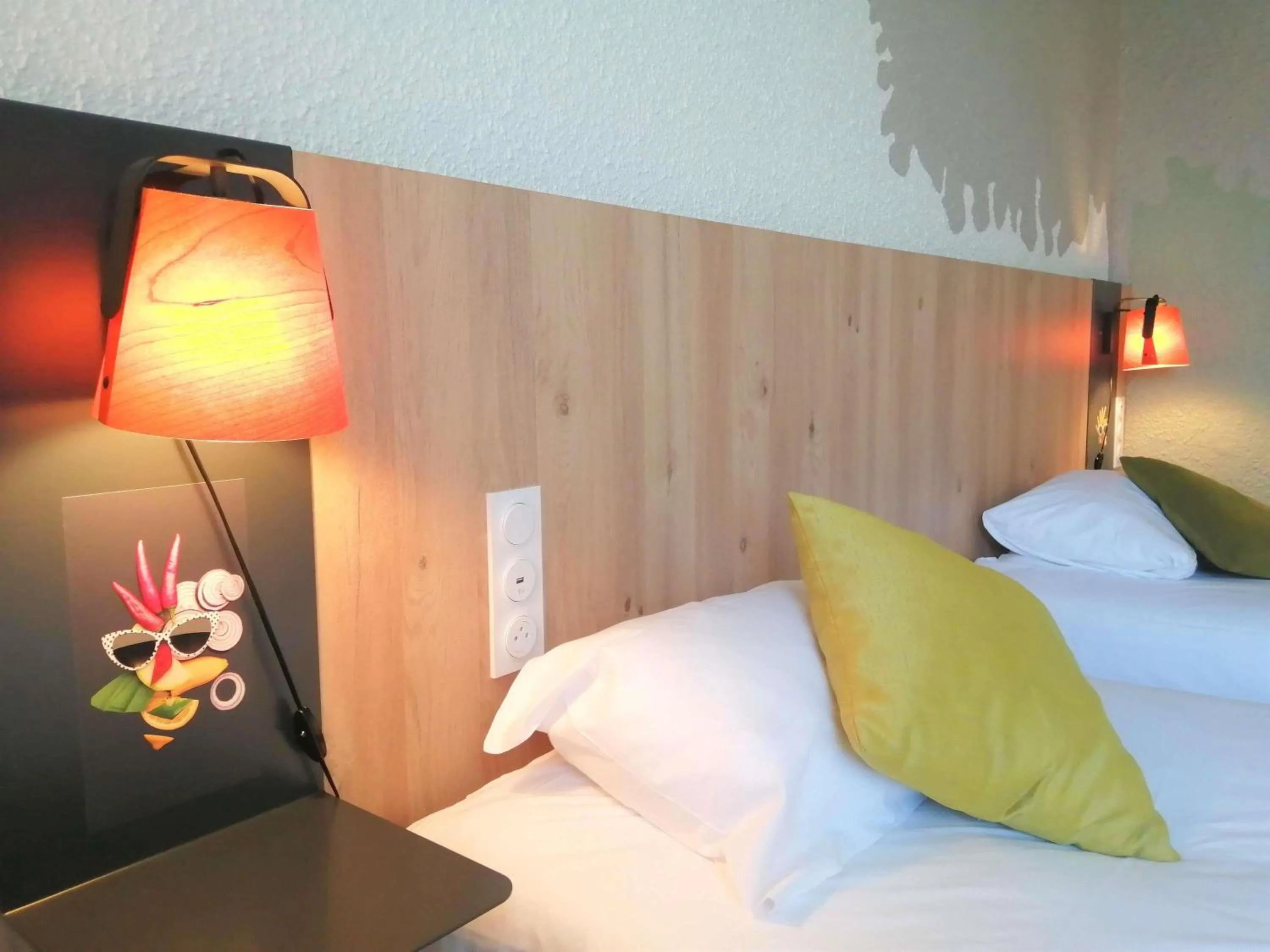 Standard Twin Room - single occupancy in ibis Styles Tours Sud