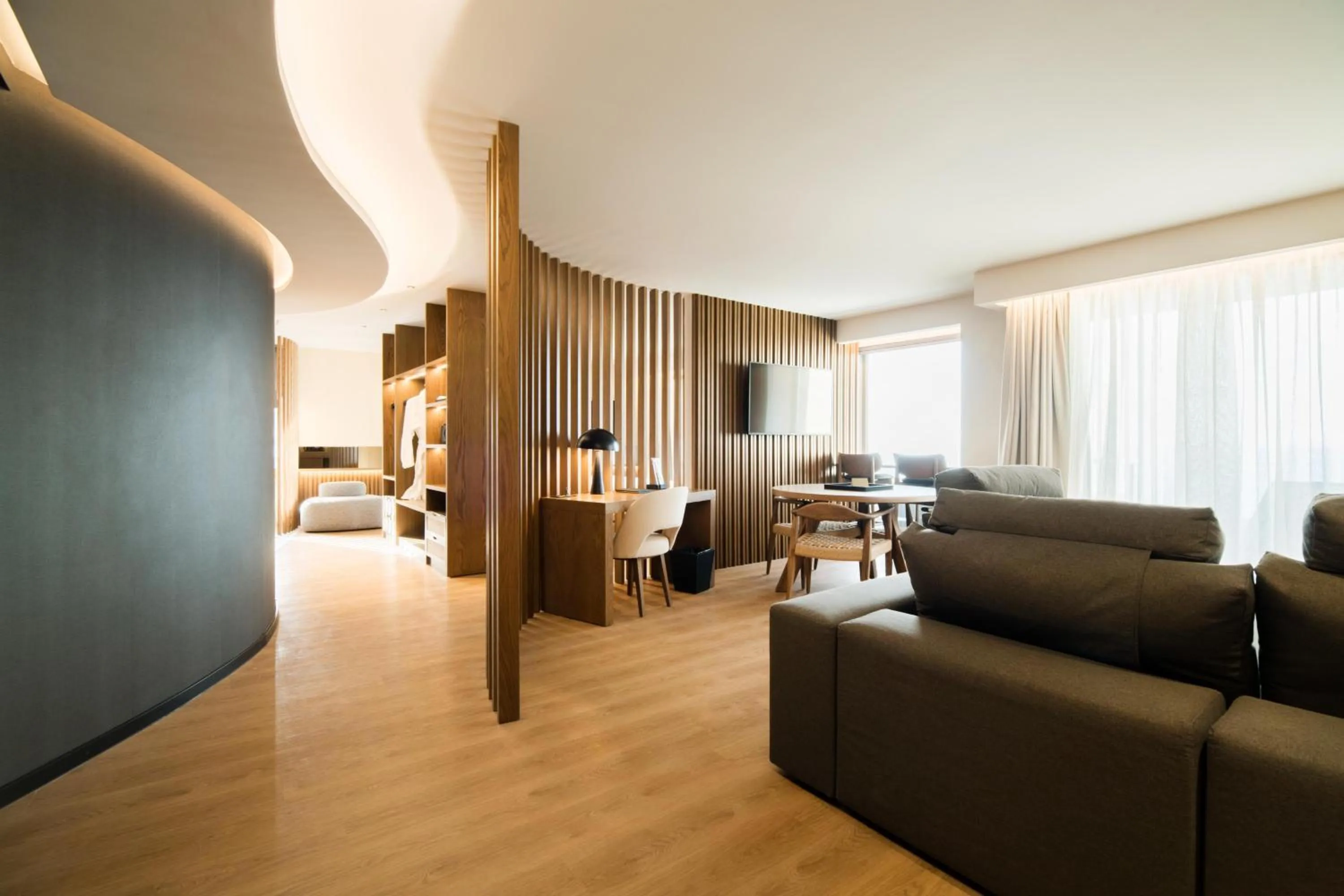 Dazzling Suite Outdoor Hot Tub in AKASHA Beach Hotel & Spa