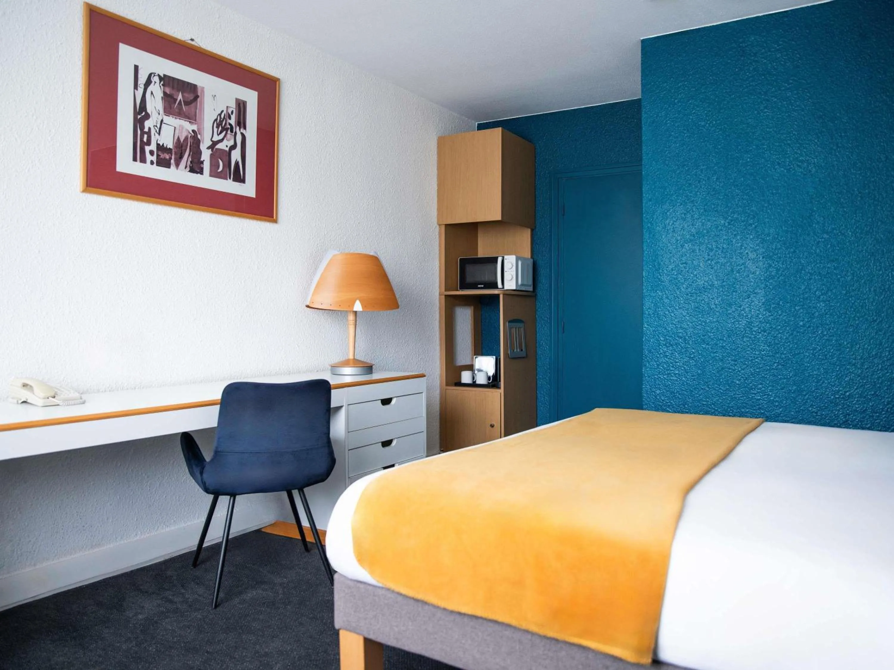 Apartment in Hotel Novotel Evry Courcouronnes