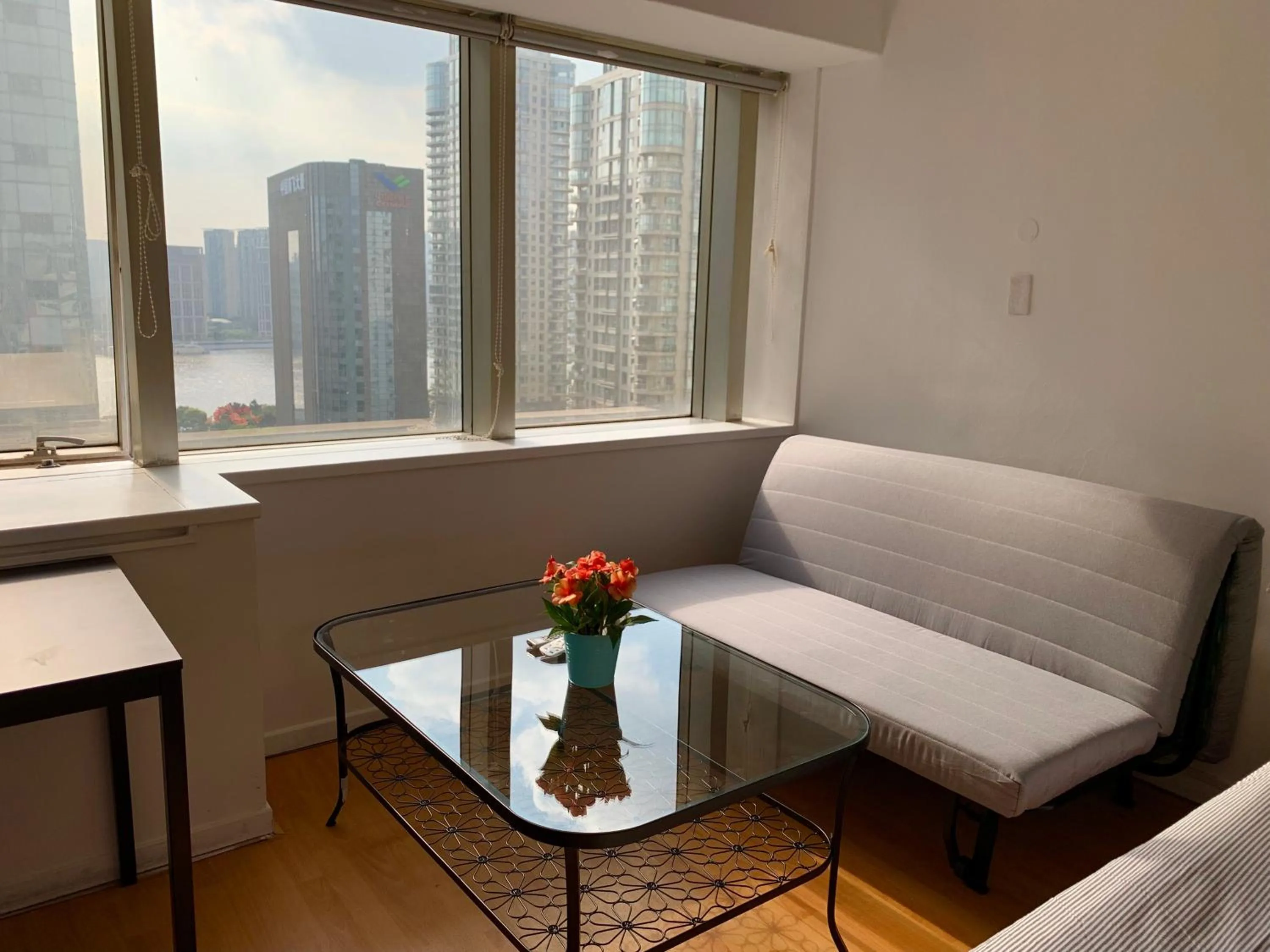 Studio Apartment in iNestin Shanghai Apt Lujiazui