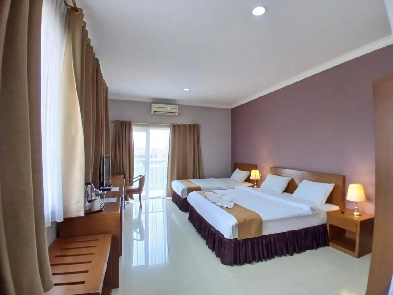 Double or Twin Room in HOTEL & WISMA BINTANG JADAYAT