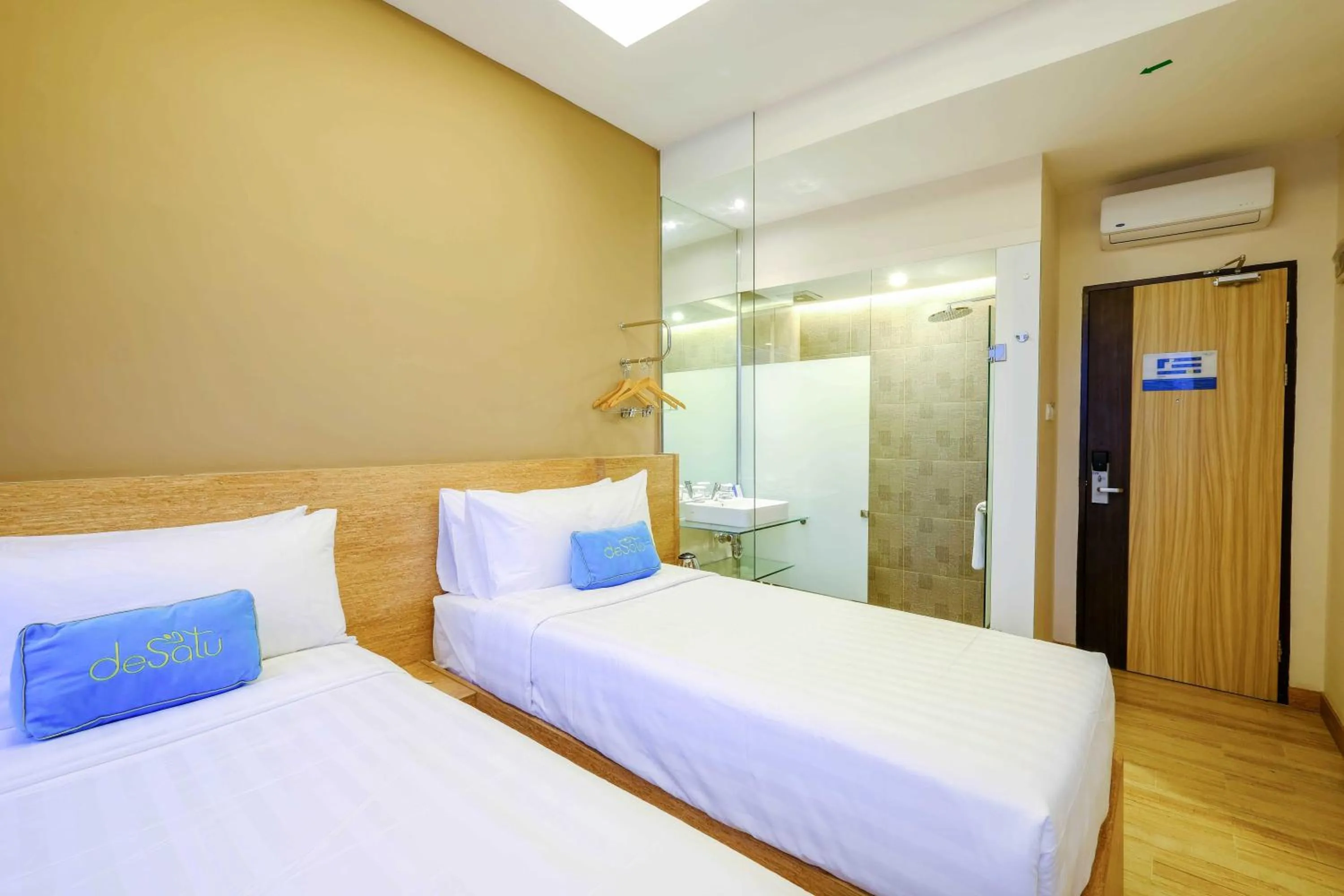 Deluxe Twin Room in Desatu Hotel