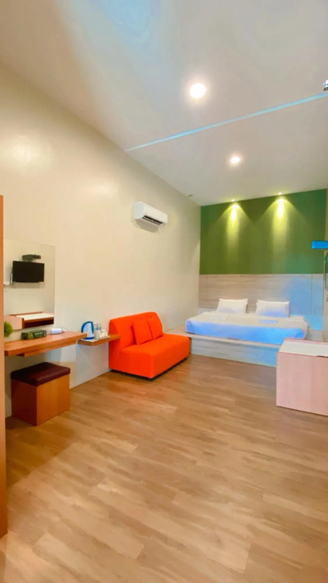 Superior King Room in DURIAN HILL VILLA