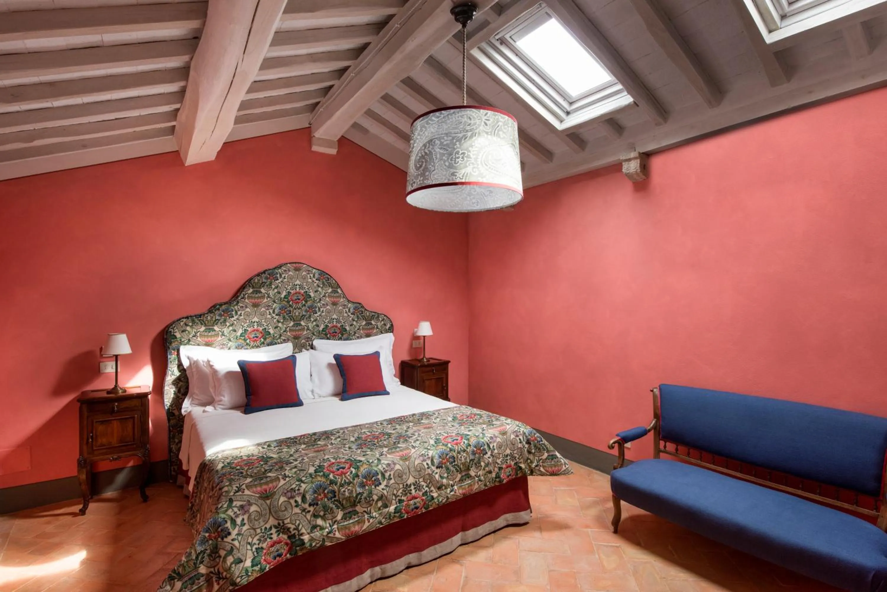One-Bedroom Apartment in Borgo Pignano Tuscany