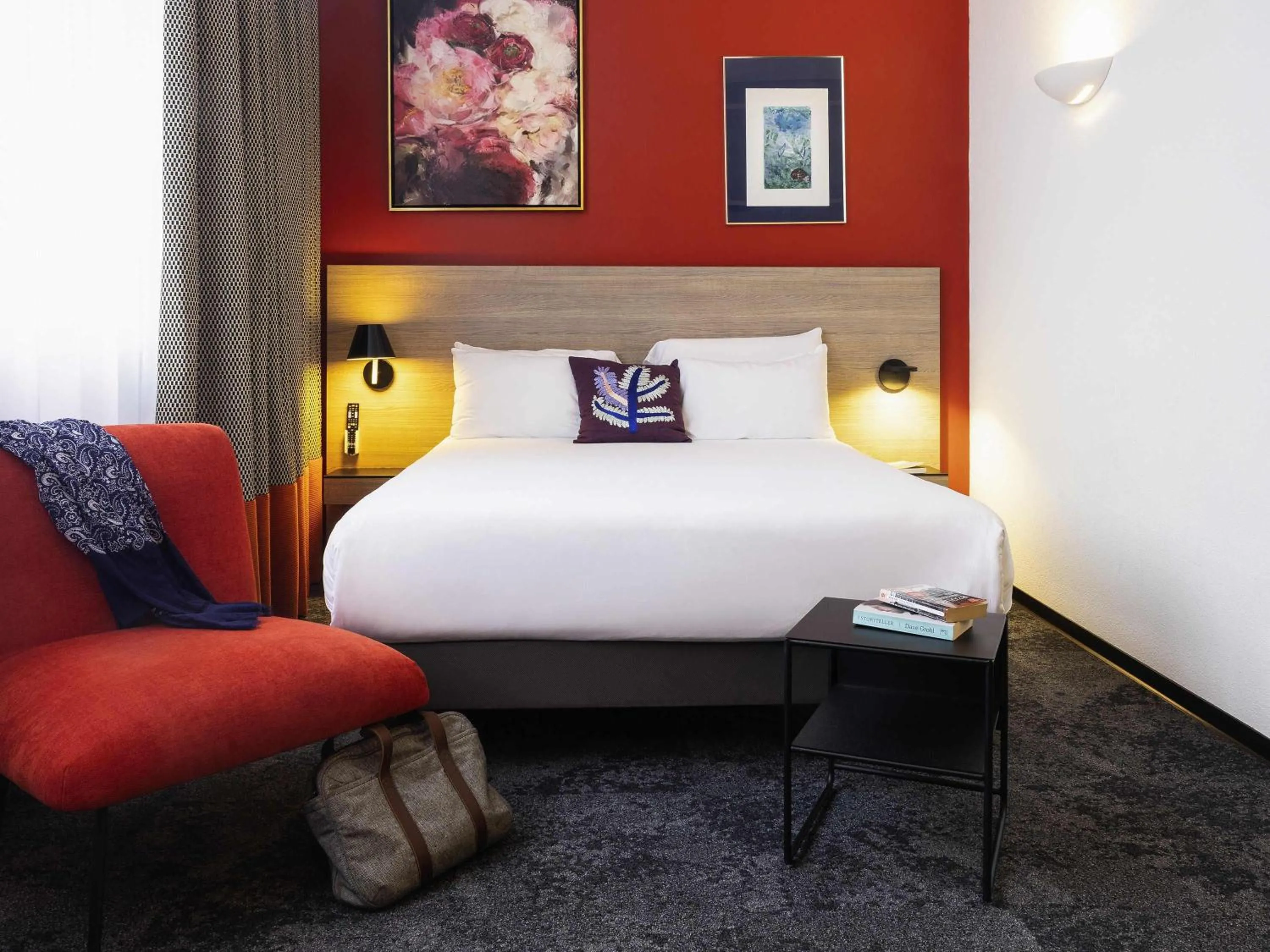 Superior Non Smoking Room with One Double Bed and Two Single Beds in Mercure Hotel Forbach Centre de Loisirs