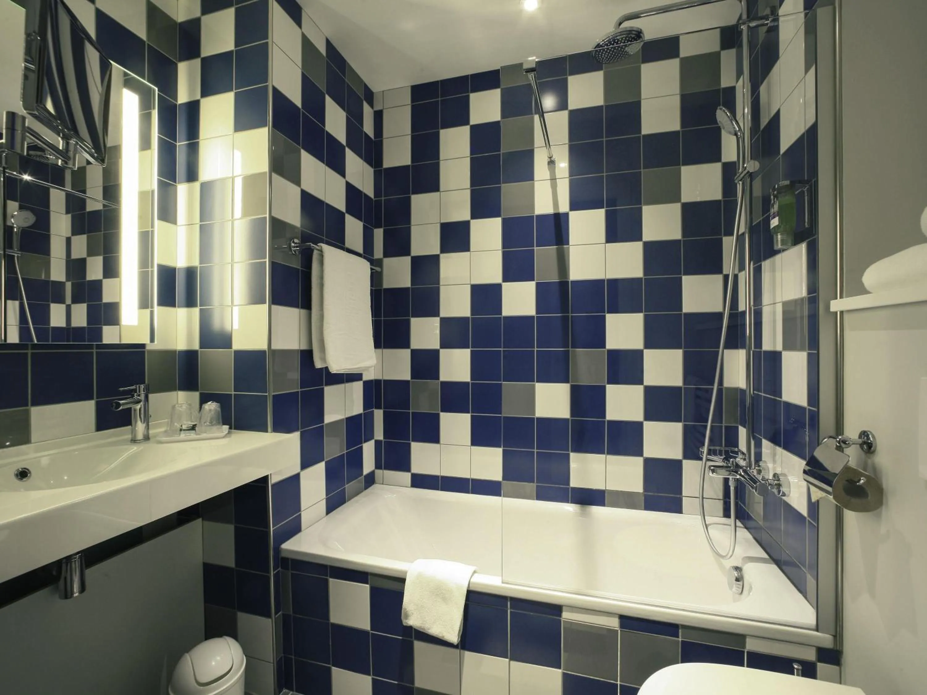 Superior Twin Room in Mercure Castres L'Occitan