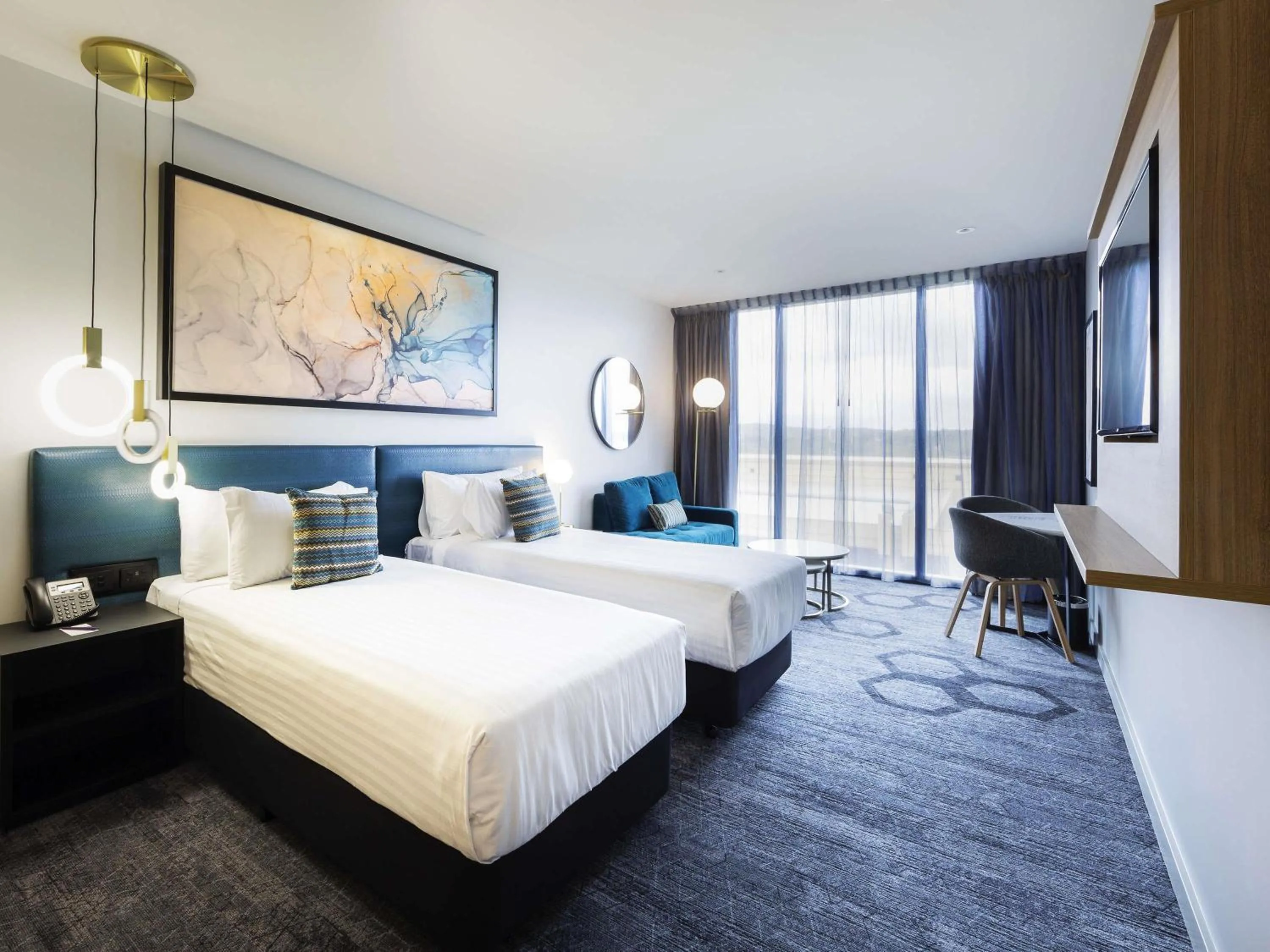 Superior Queen Room with Two Queen Beds in Mercure Canberra Belconnen
