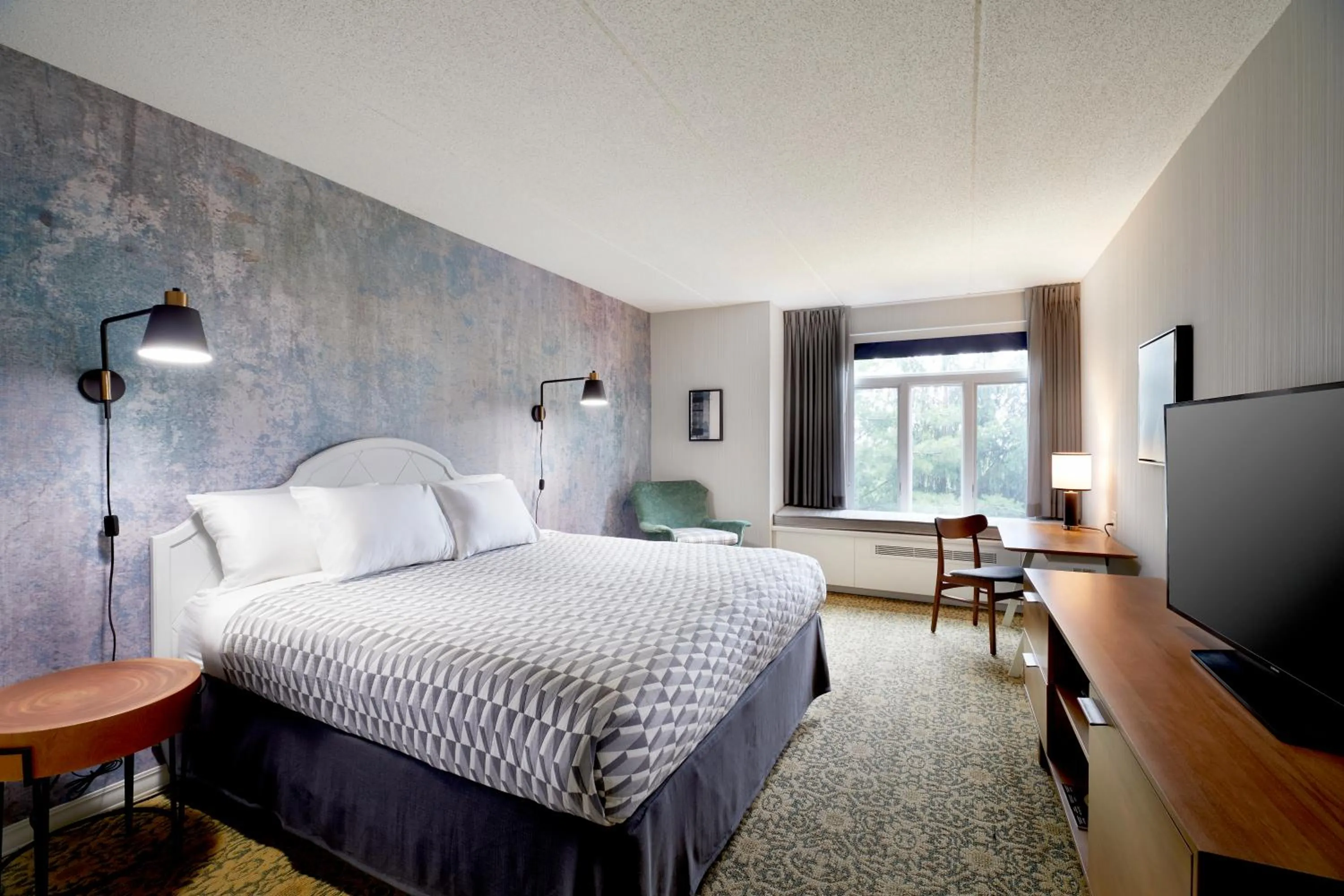 Estate King Room in Tarrytown House Estate