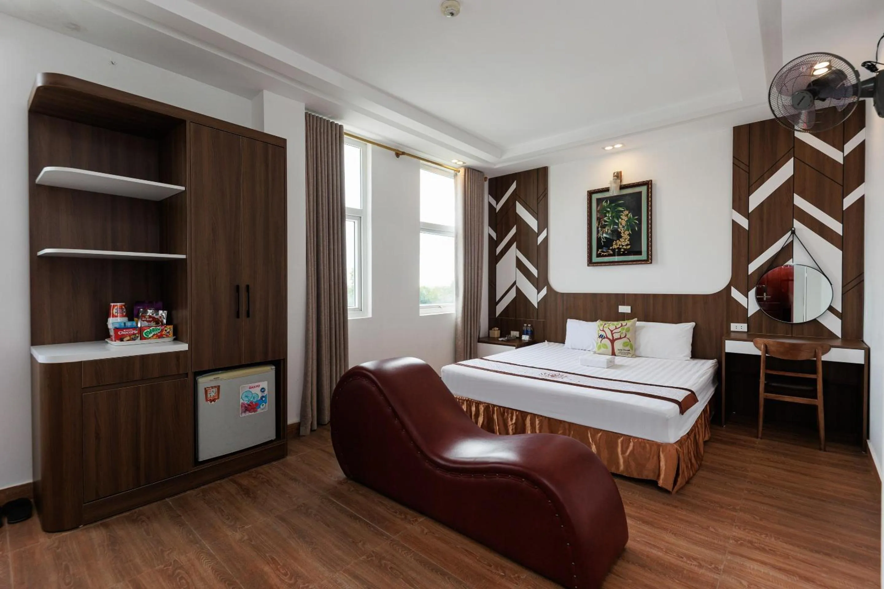 Superior Double Room in OYO 472 Lenka Hotel