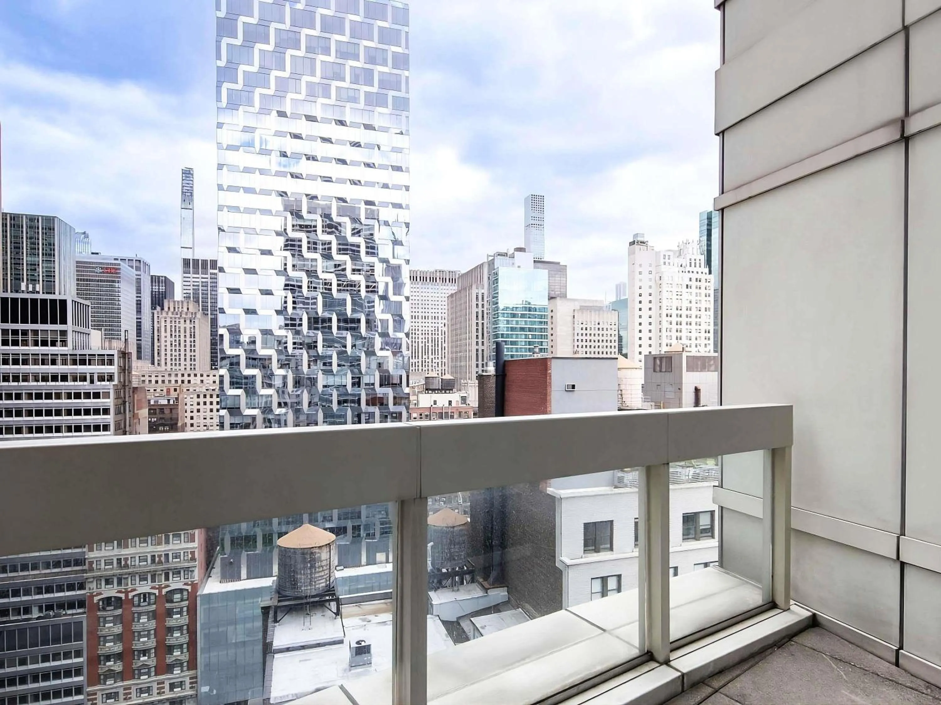 Broadway Juliette Balcony Suite in Sofitel New York