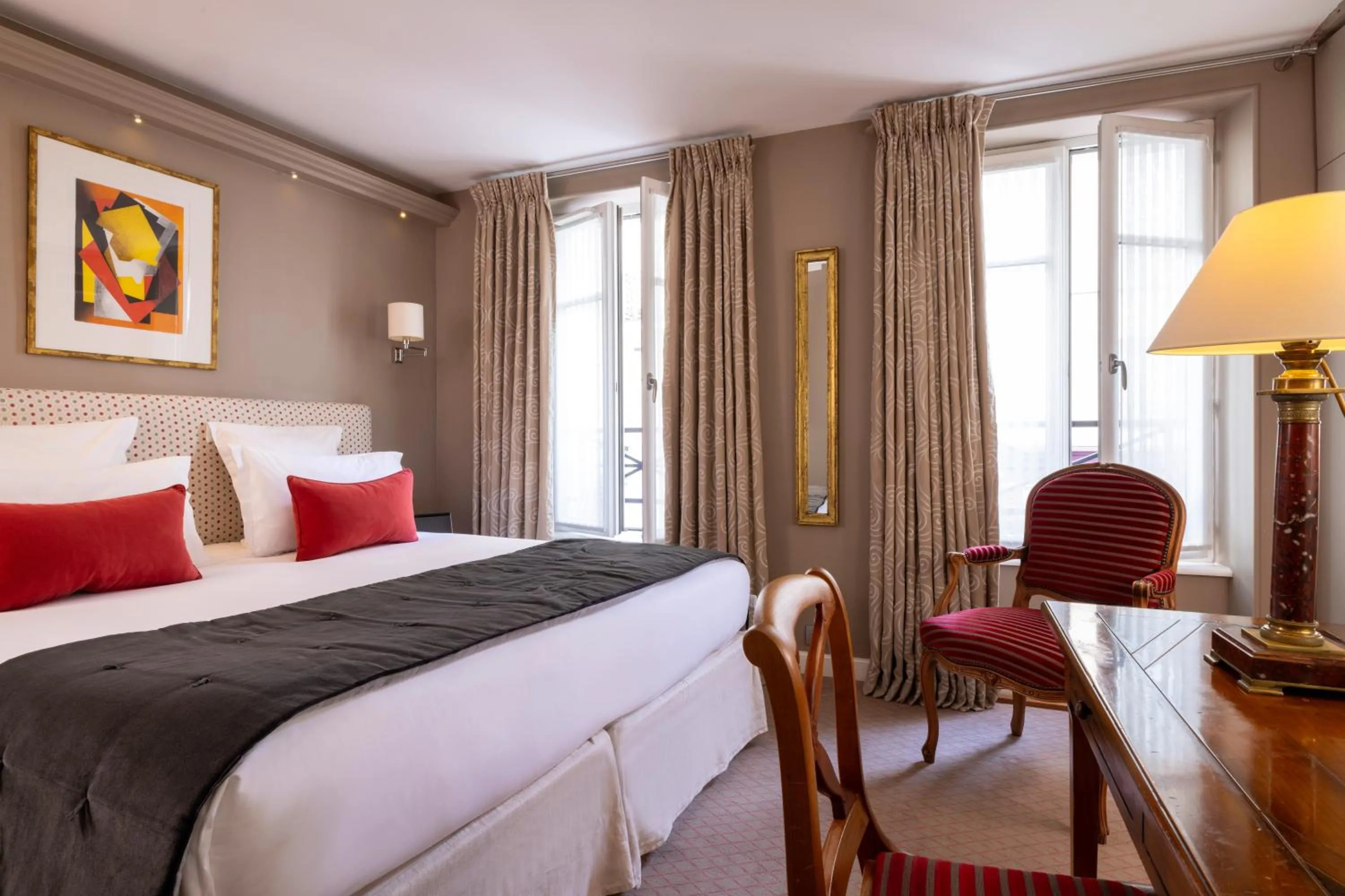 Comfort Double or Twin Room in Hôtel Le Relais des Halles