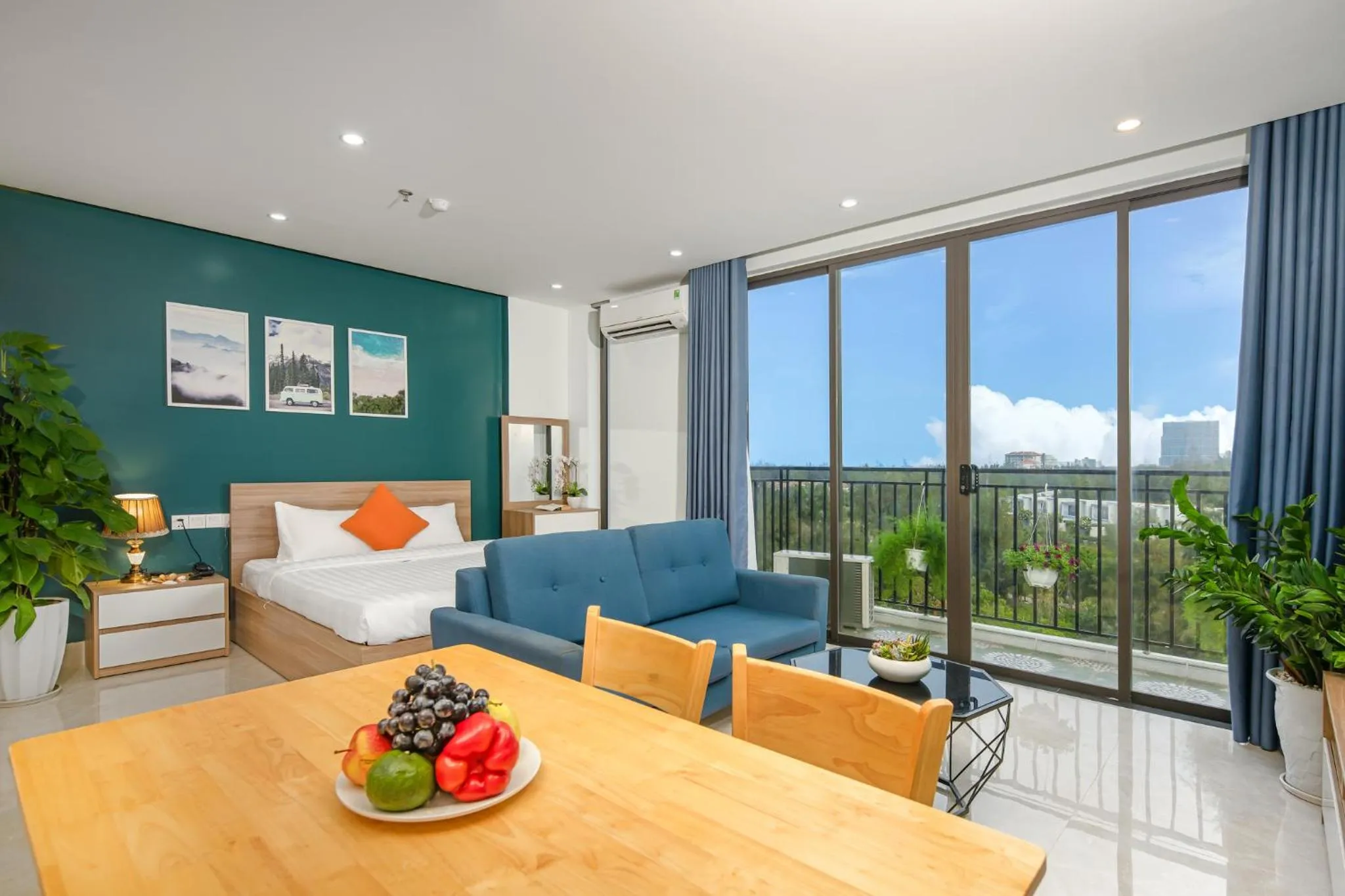 Studio Apartment with Sea View in Suri Apartment & Hotel Danang