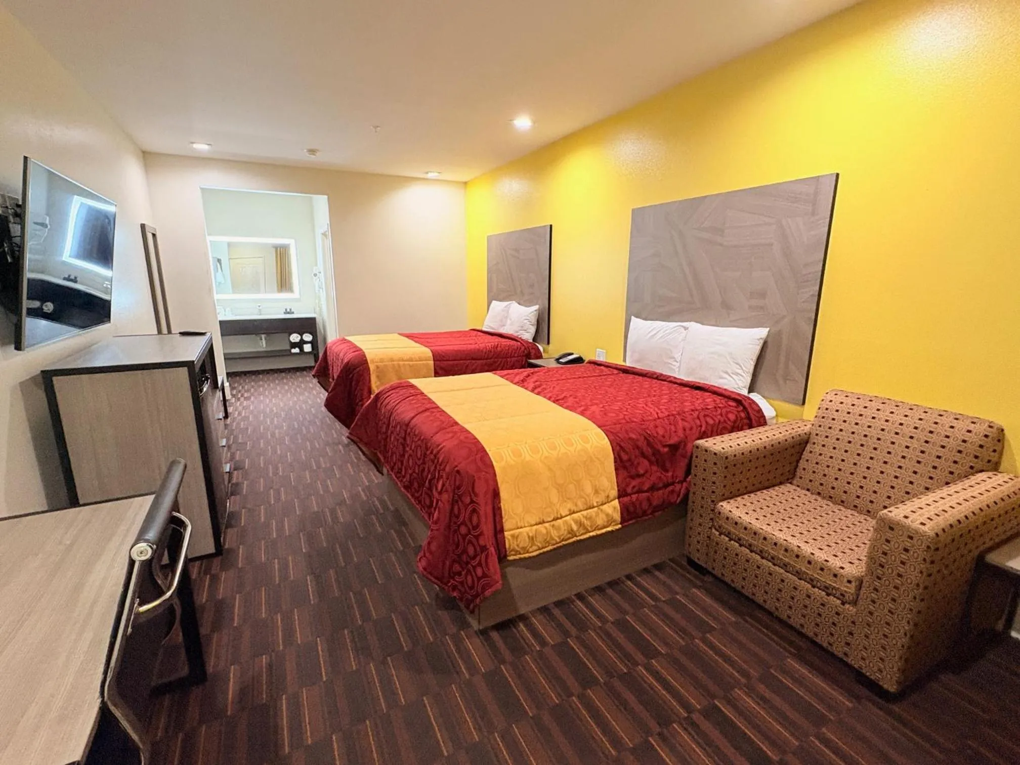 Double Room - single occupancy in Americas Best Value Inn Houston Veterans Memorial