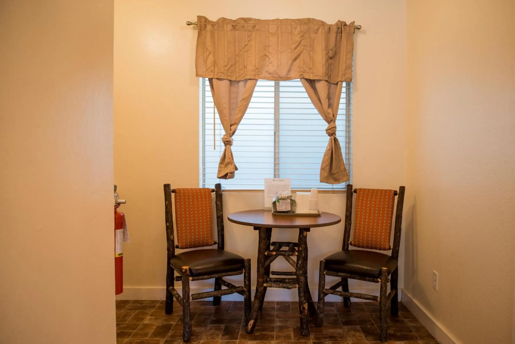 King Room with Kitchenette in Big Pines Mountain House