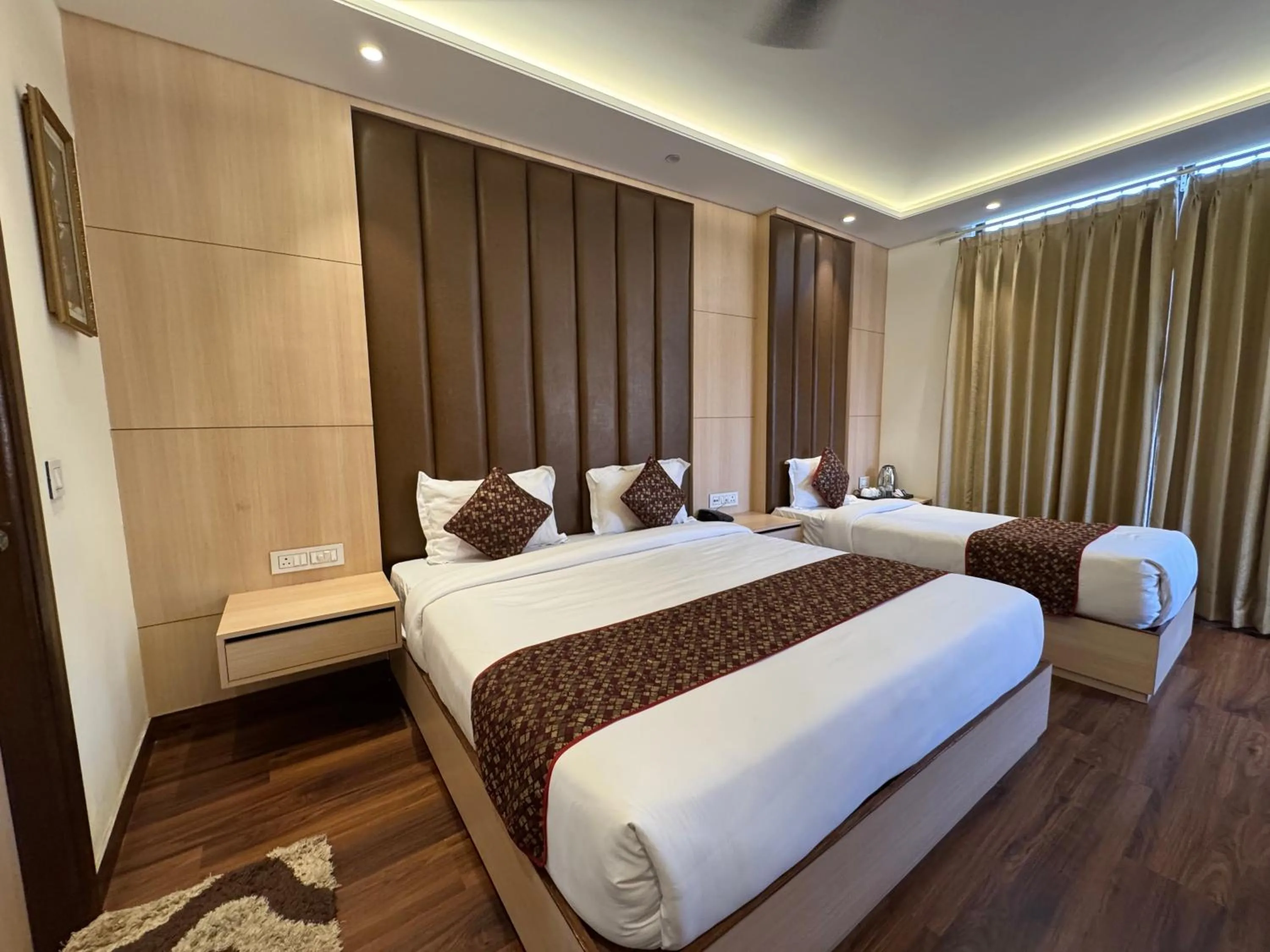 Luxury Triple Room in Hotel Exotic - 5 min walk from Golden Temple
