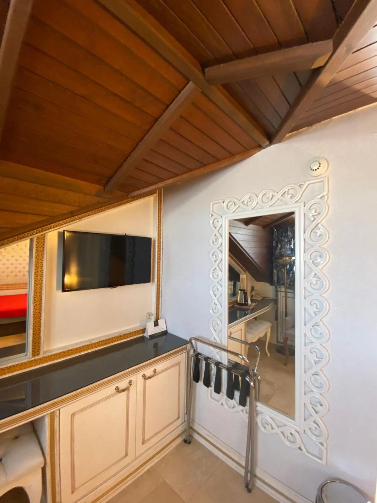 Superior Room with Terrace in Castle Old Town Hotel