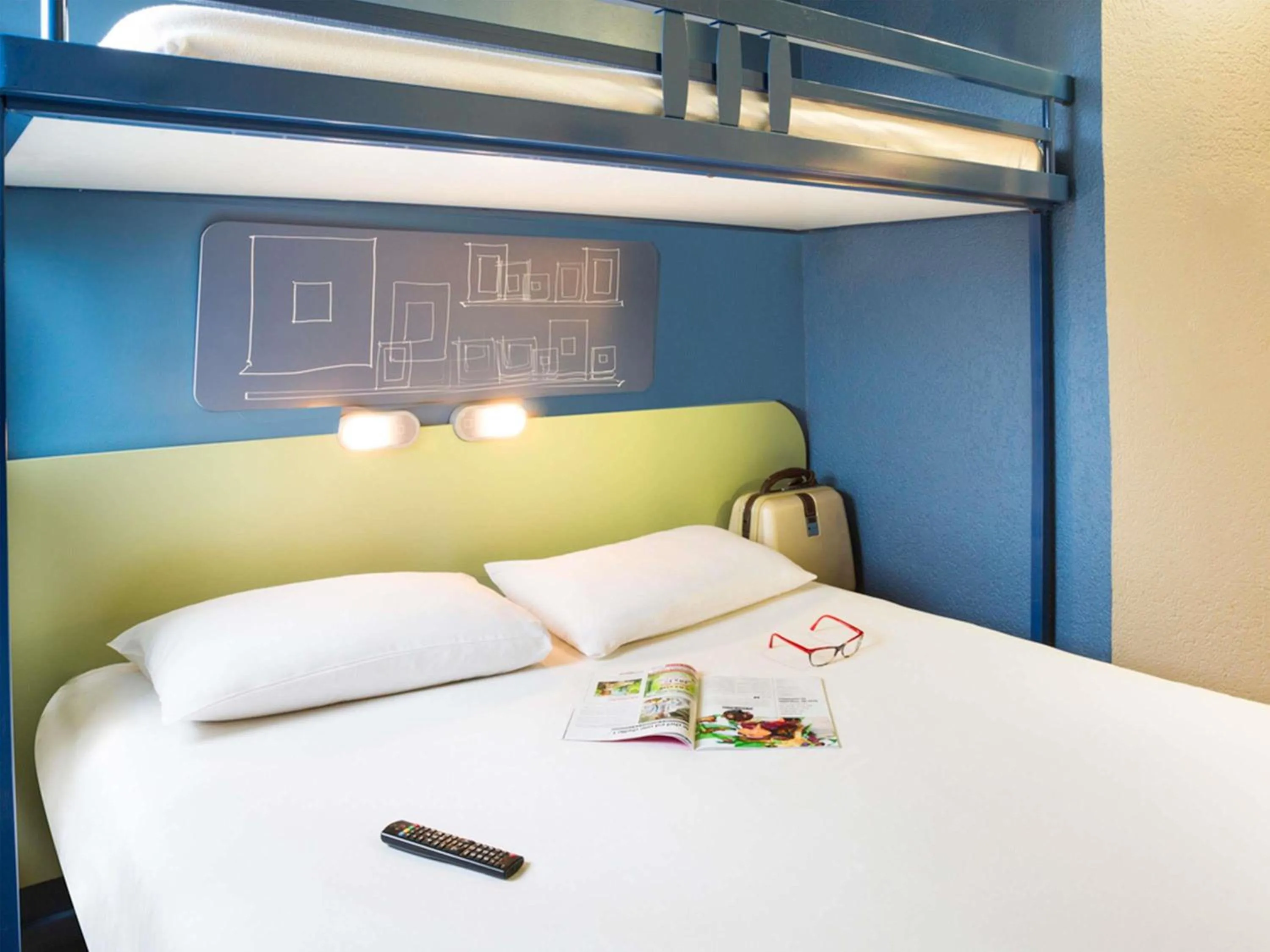 Triple Room with One Double Bed and One Bunk Bed in ibis budget Thonon Les Bains